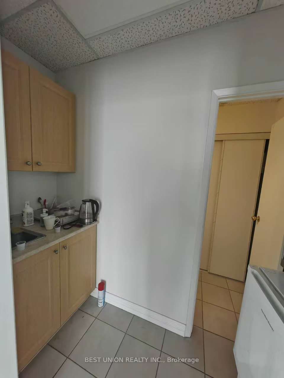 #204 - 100 Silver Star Boulevard Property Photo 7