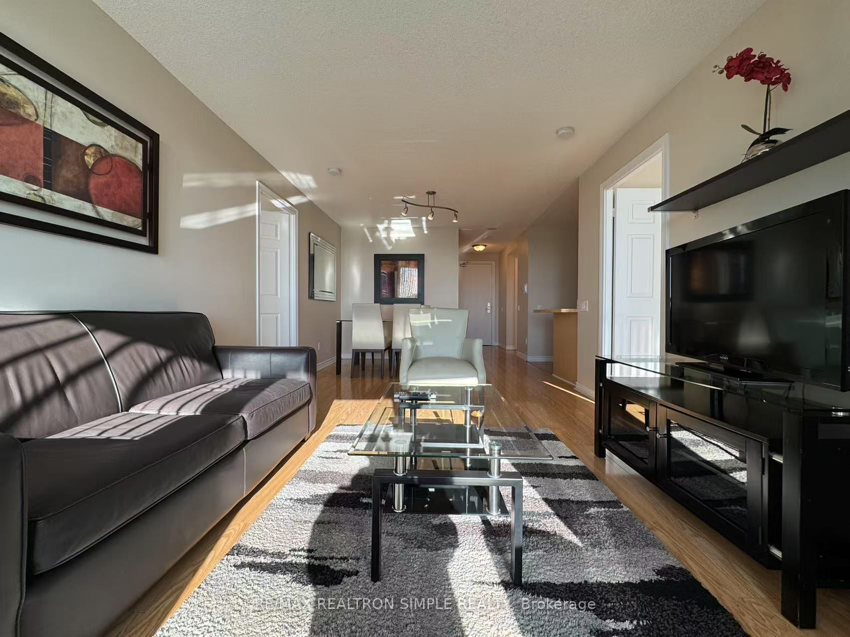 #1312 - 61 Town Centre Court Property Photo 6