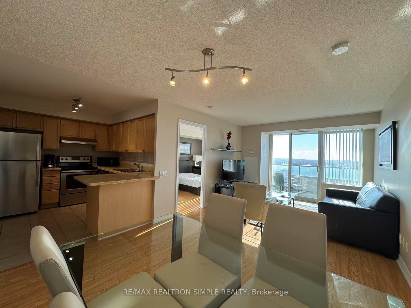#1312 - 61 Town Centre Court Property Photo 7
