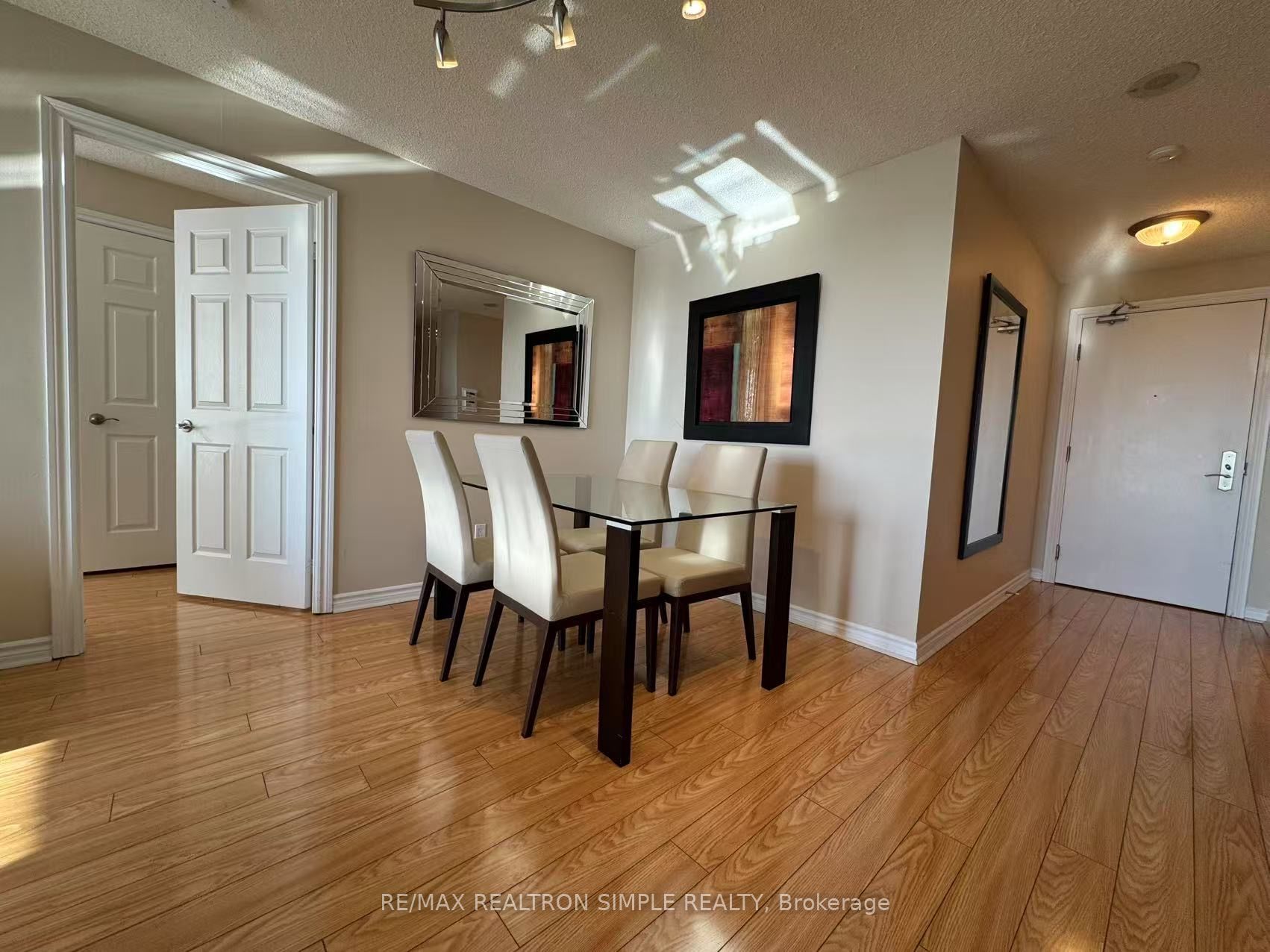 #1312 - 61 Town Centre Court Property Photo 8