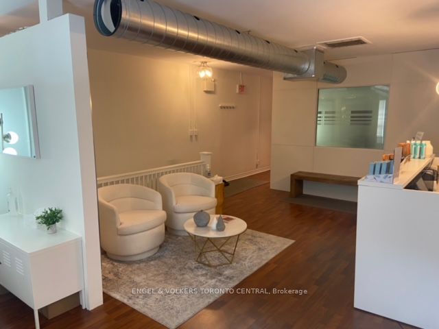 #upper - 808 Danforth Avenue Property Photo 4
