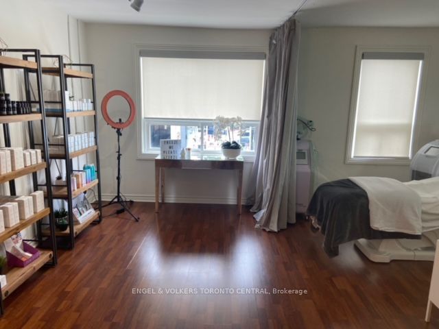 #upper - 808 Danforth Avenue Property Photo 9