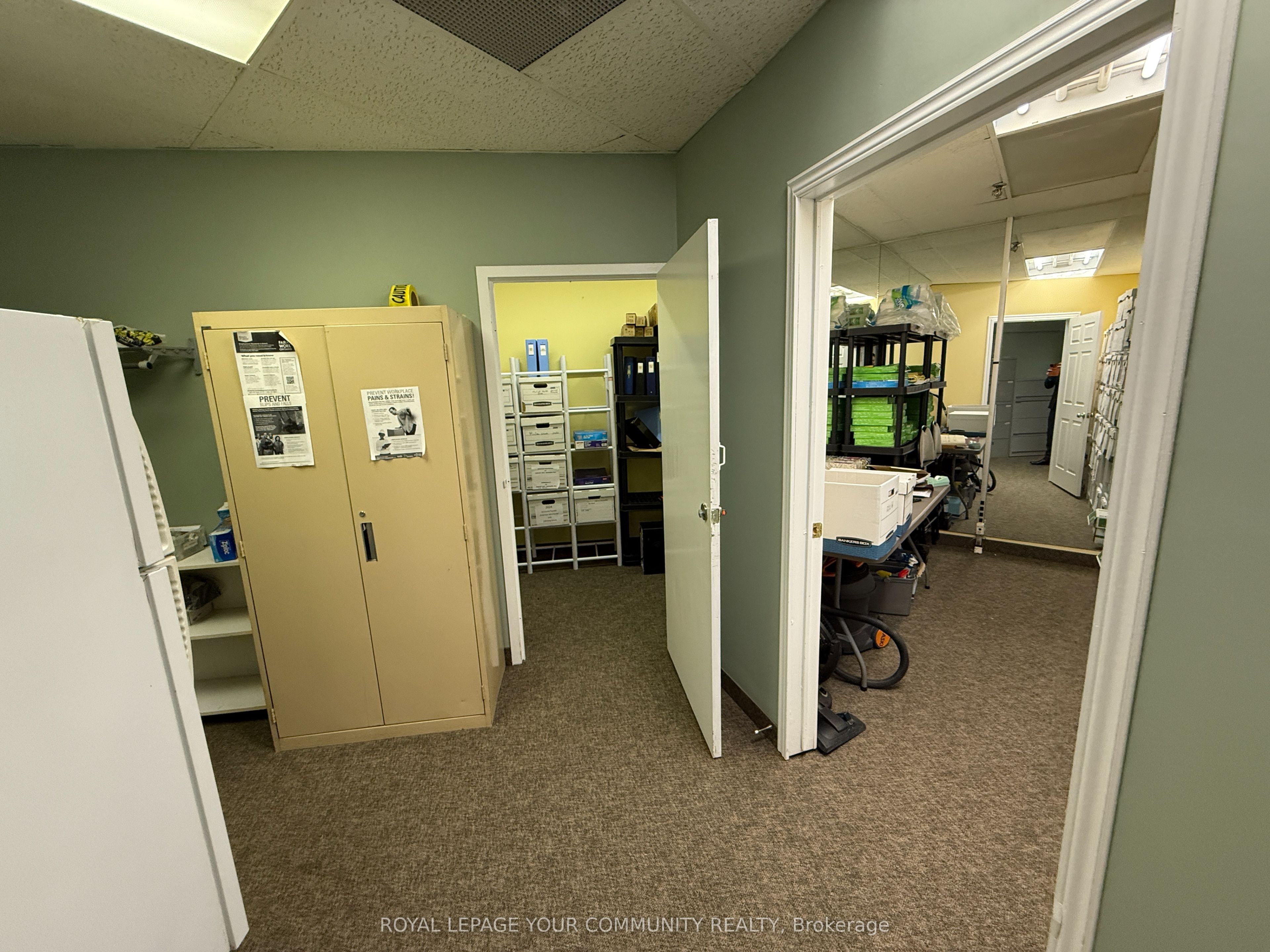 #102 - 1450 Hopkins Street Property Photo 6