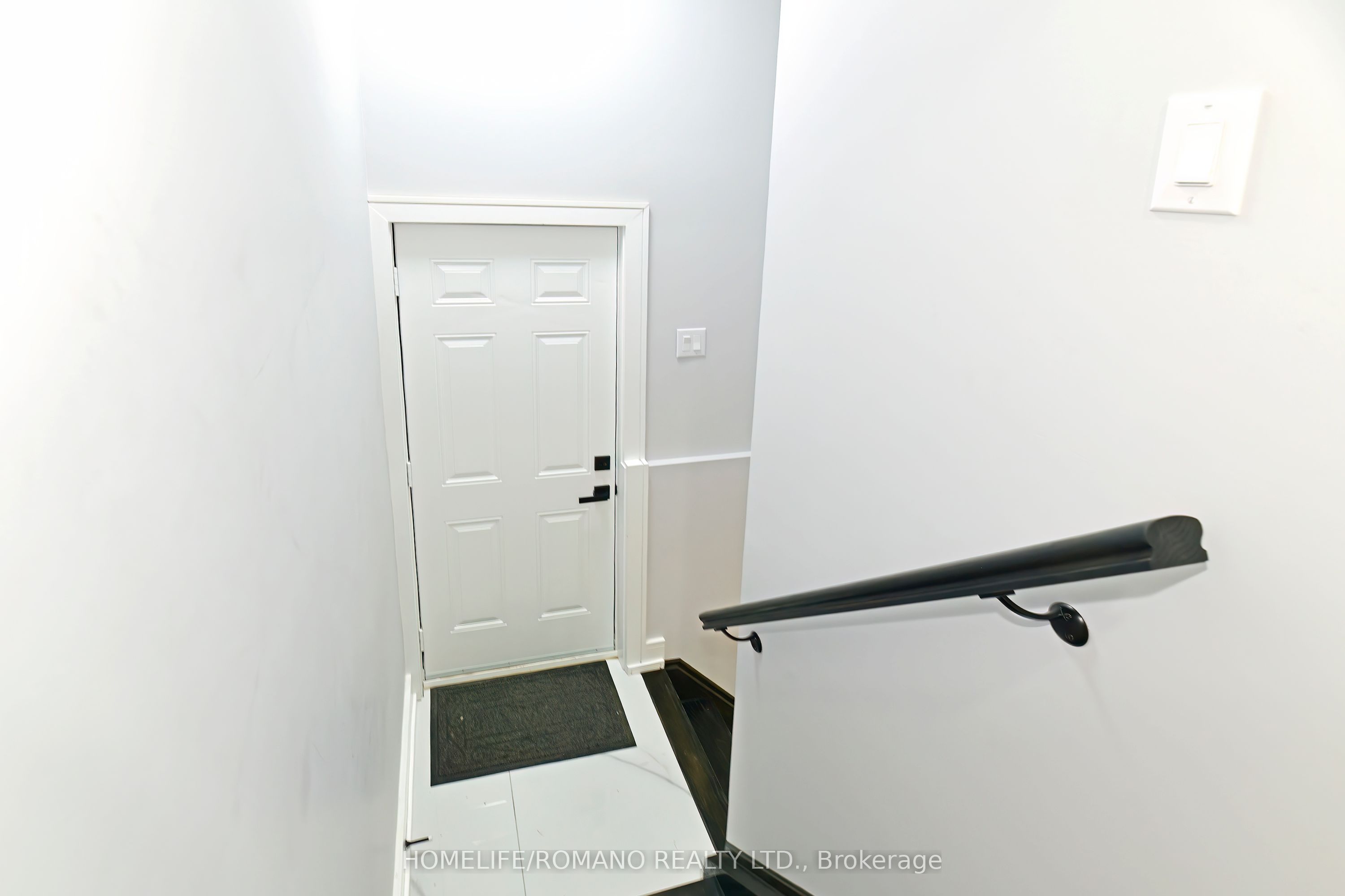 826 Krosno Boulevard Property Photo 21