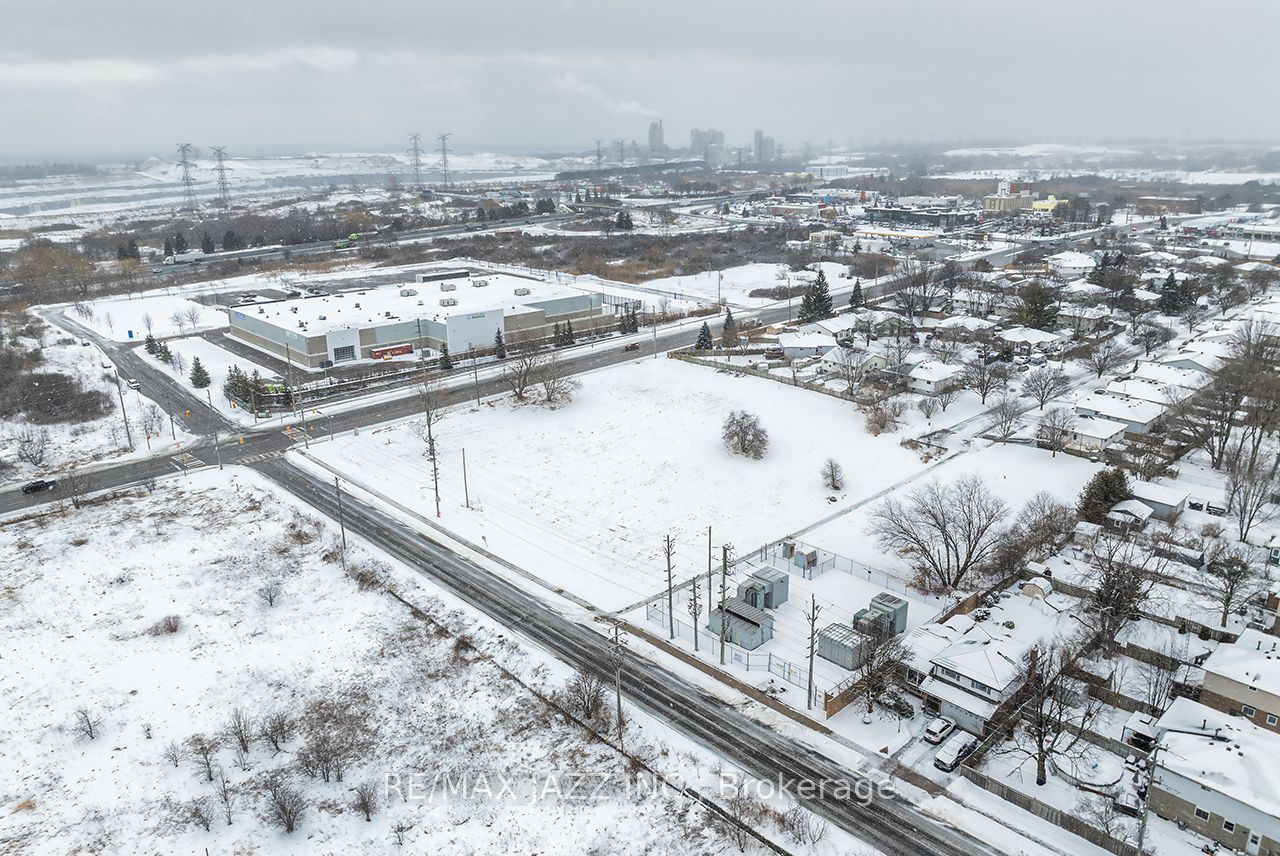 200 Baseline Road Property Photo 12