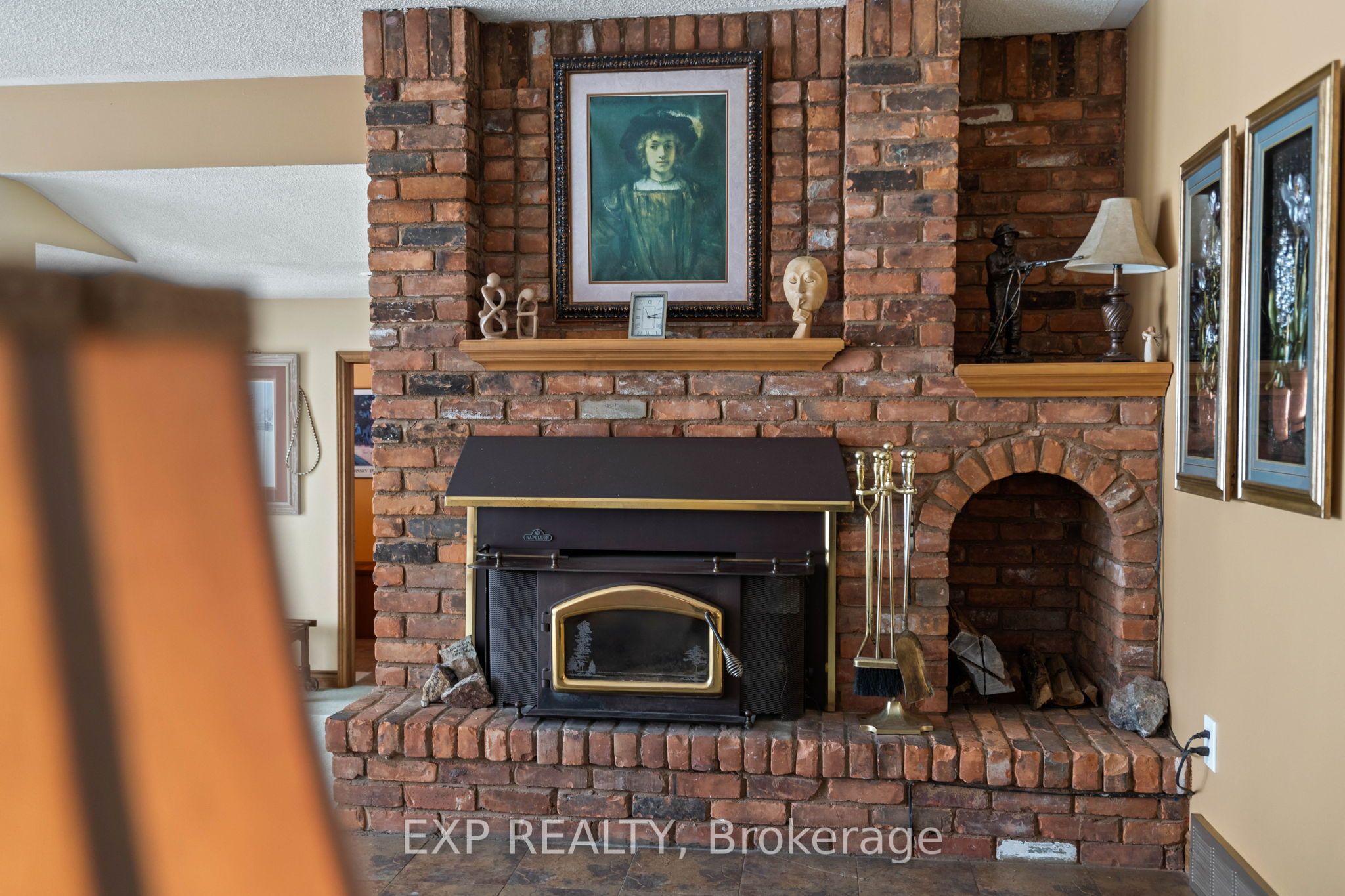 359 Aldred Drive Property Photo 5