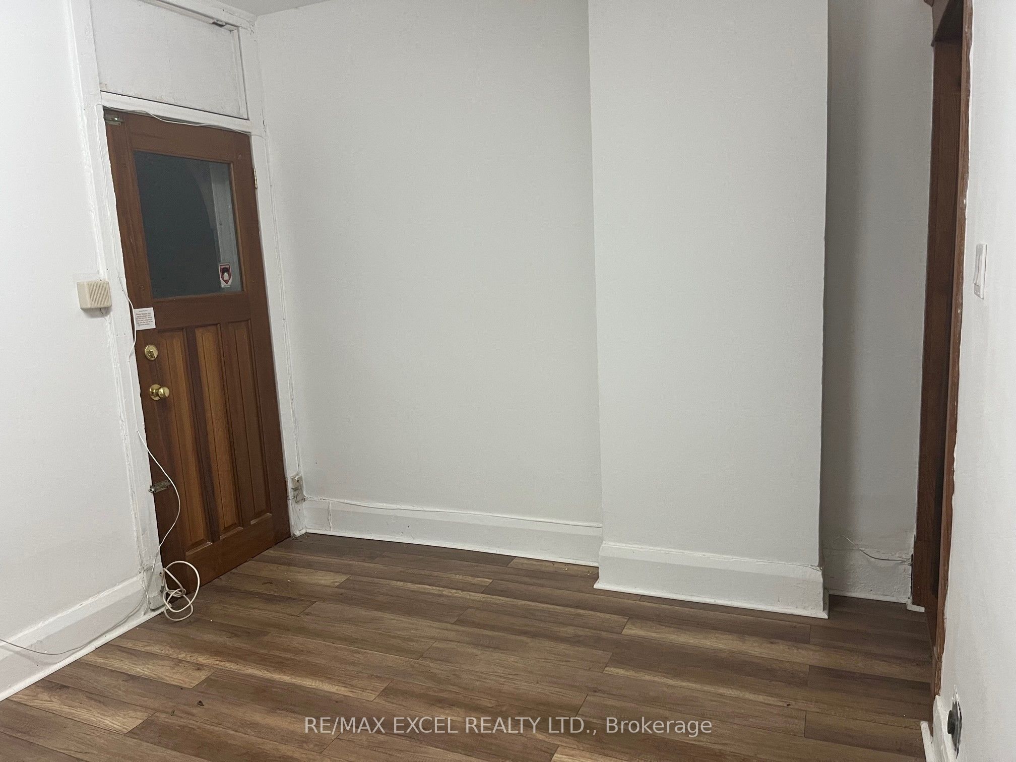 #upper - 300 Danforth Avenue Property Photo 10
