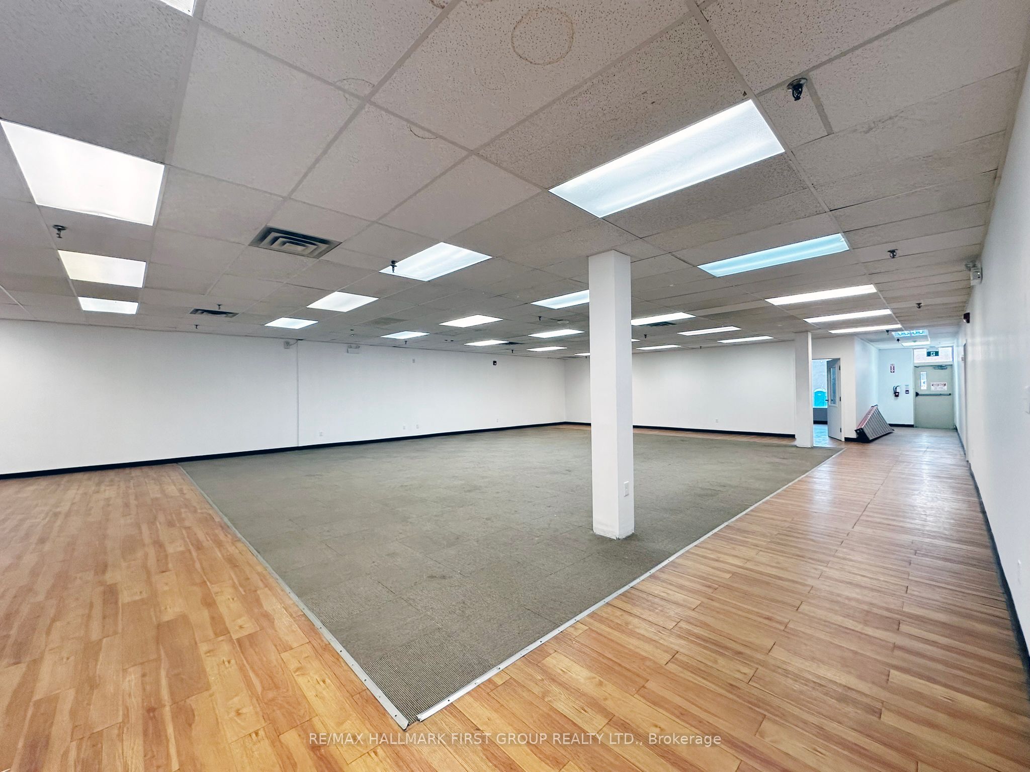 ##1 Property Photo 8