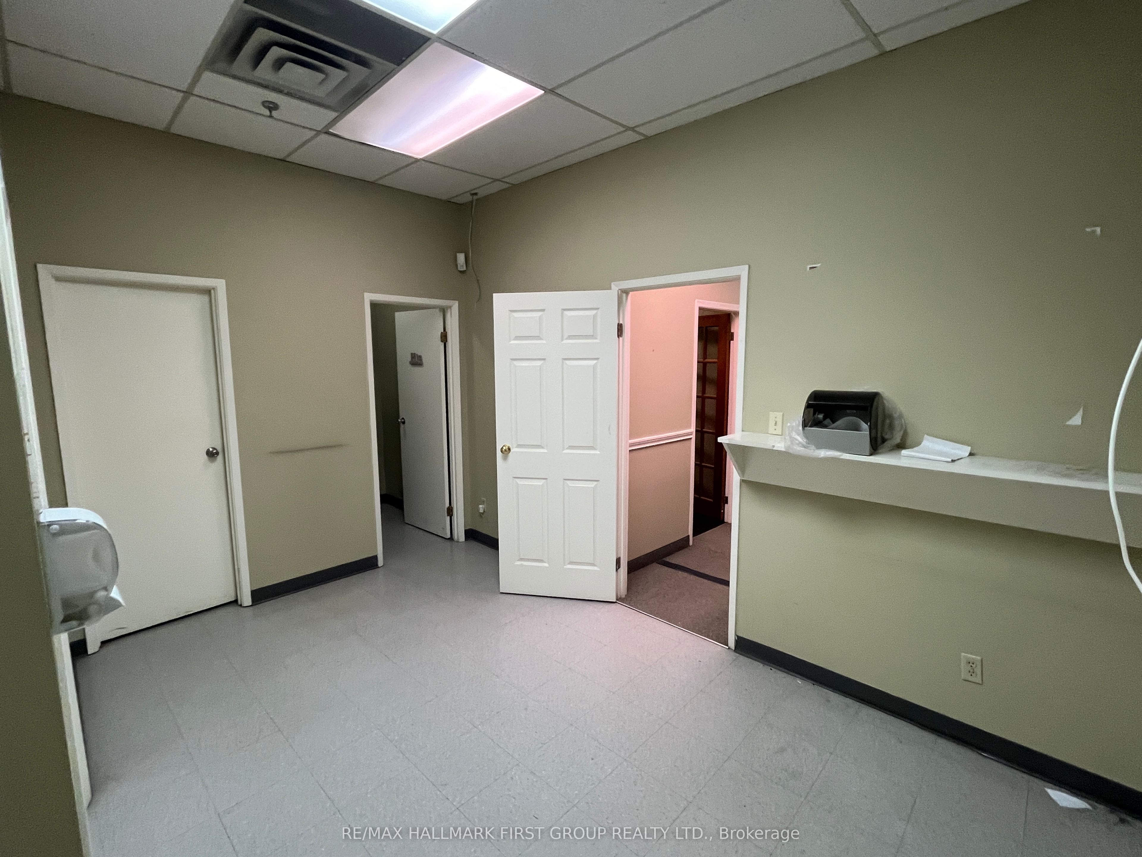 #11a&11b - 1400 Bayly Street Property Photo 7
