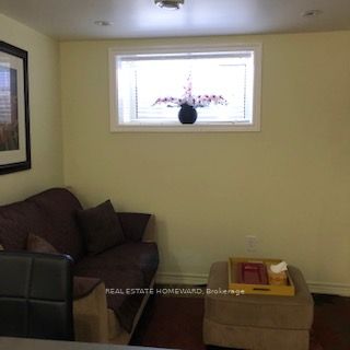 #lower - 45 Southampton Drive Property Photo 10