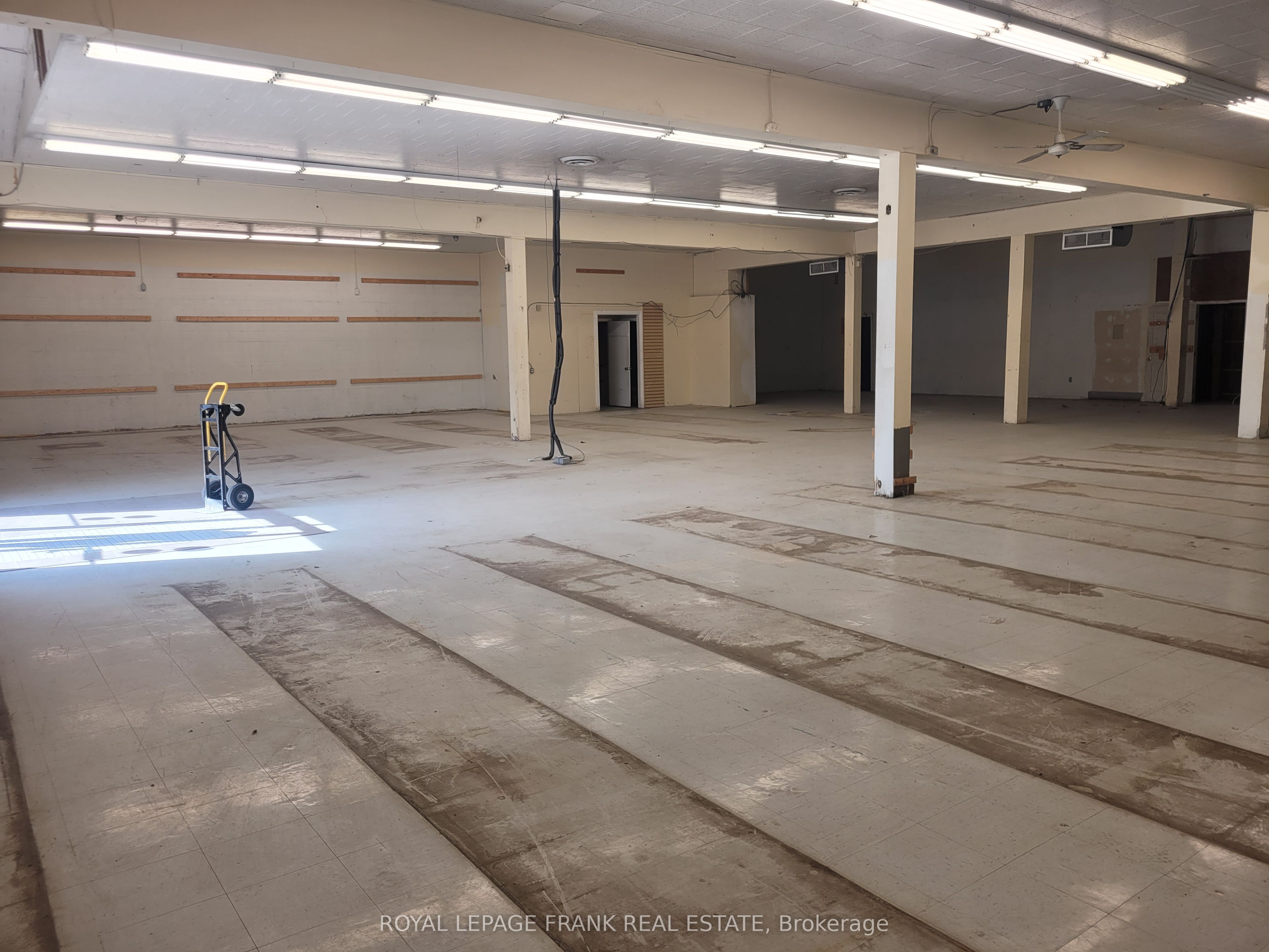 246 King Street Property Photo 4