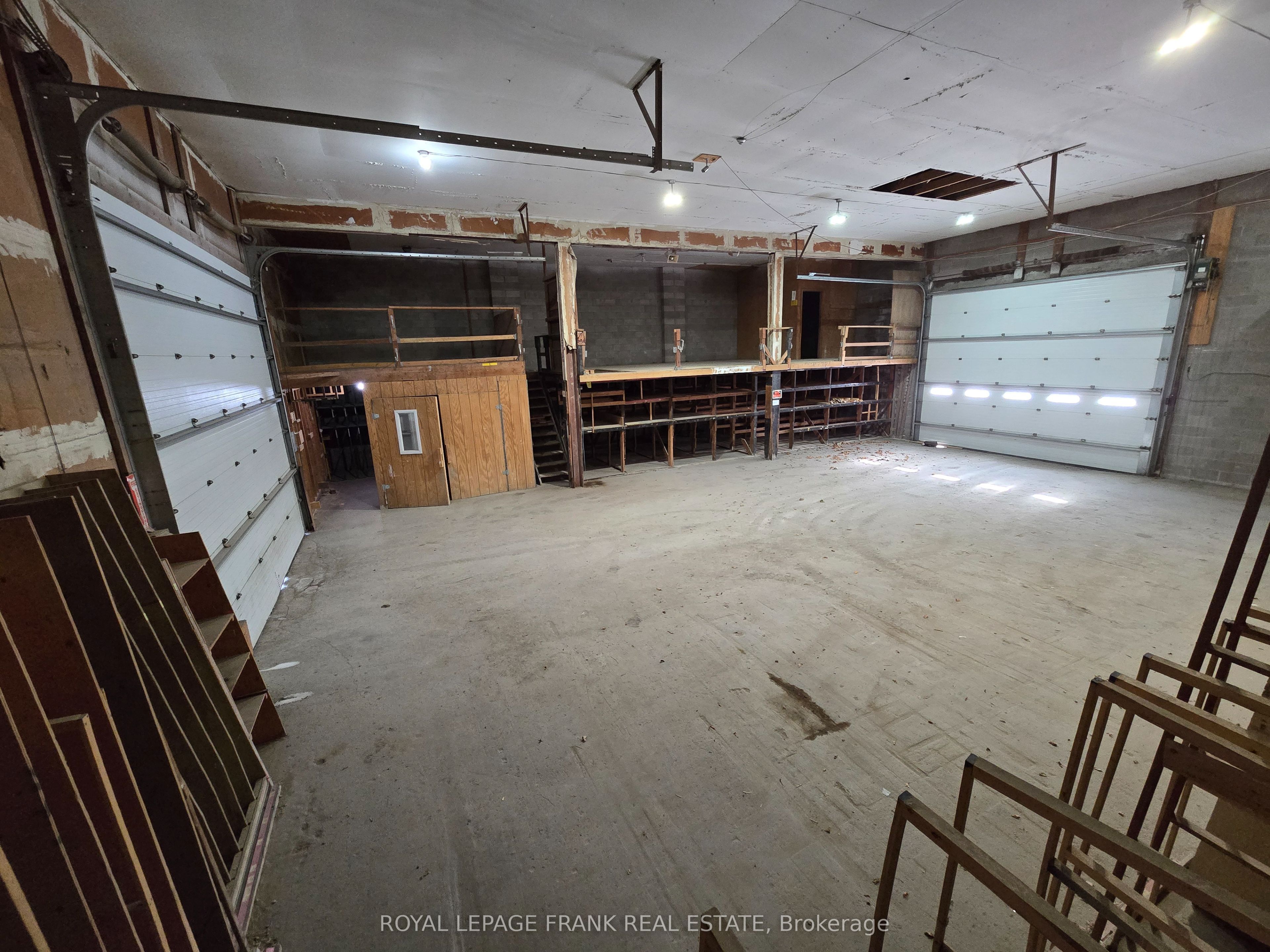 246 King Street Property Photo 8
