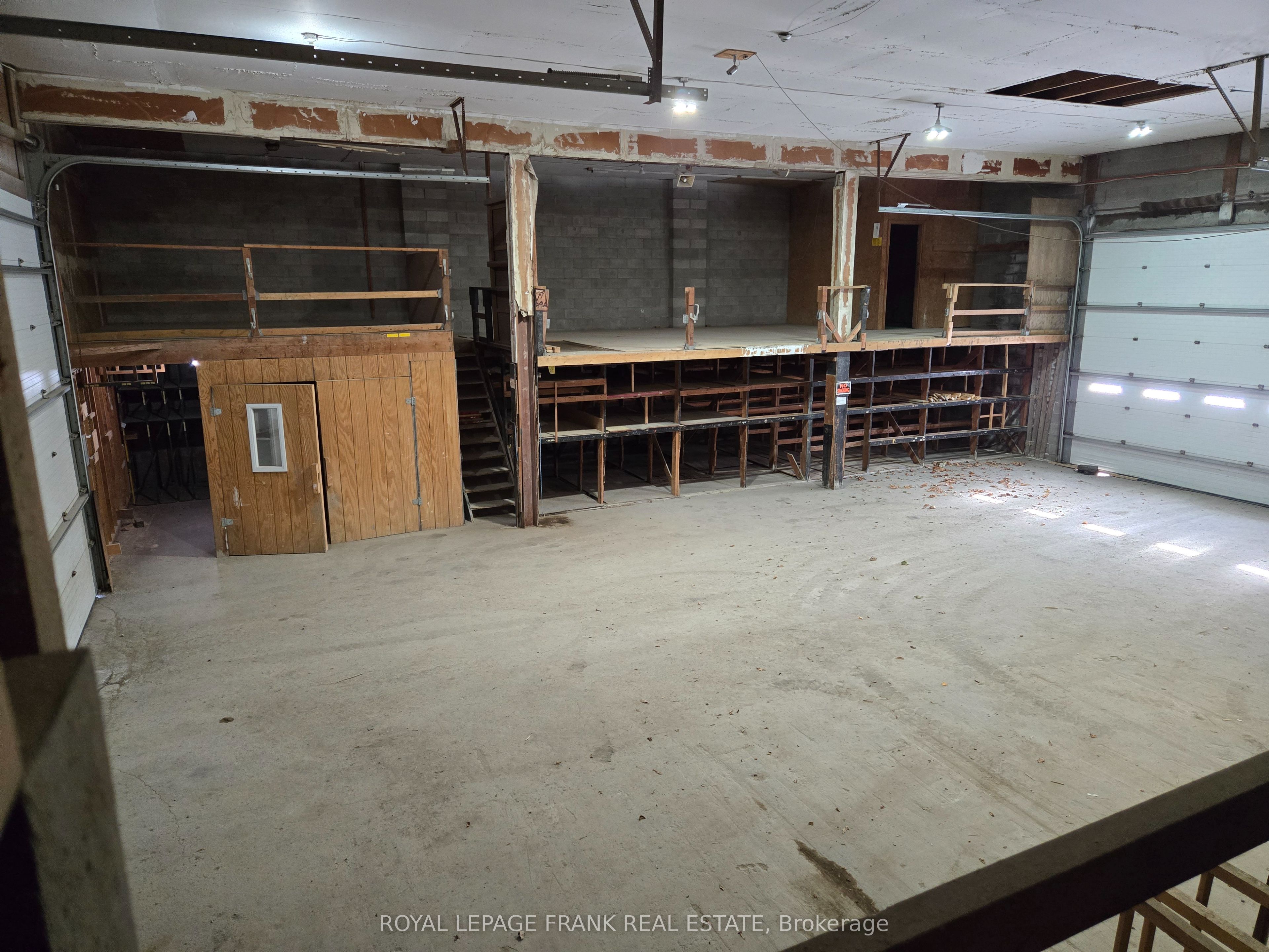 246 King Street Property Photo 9