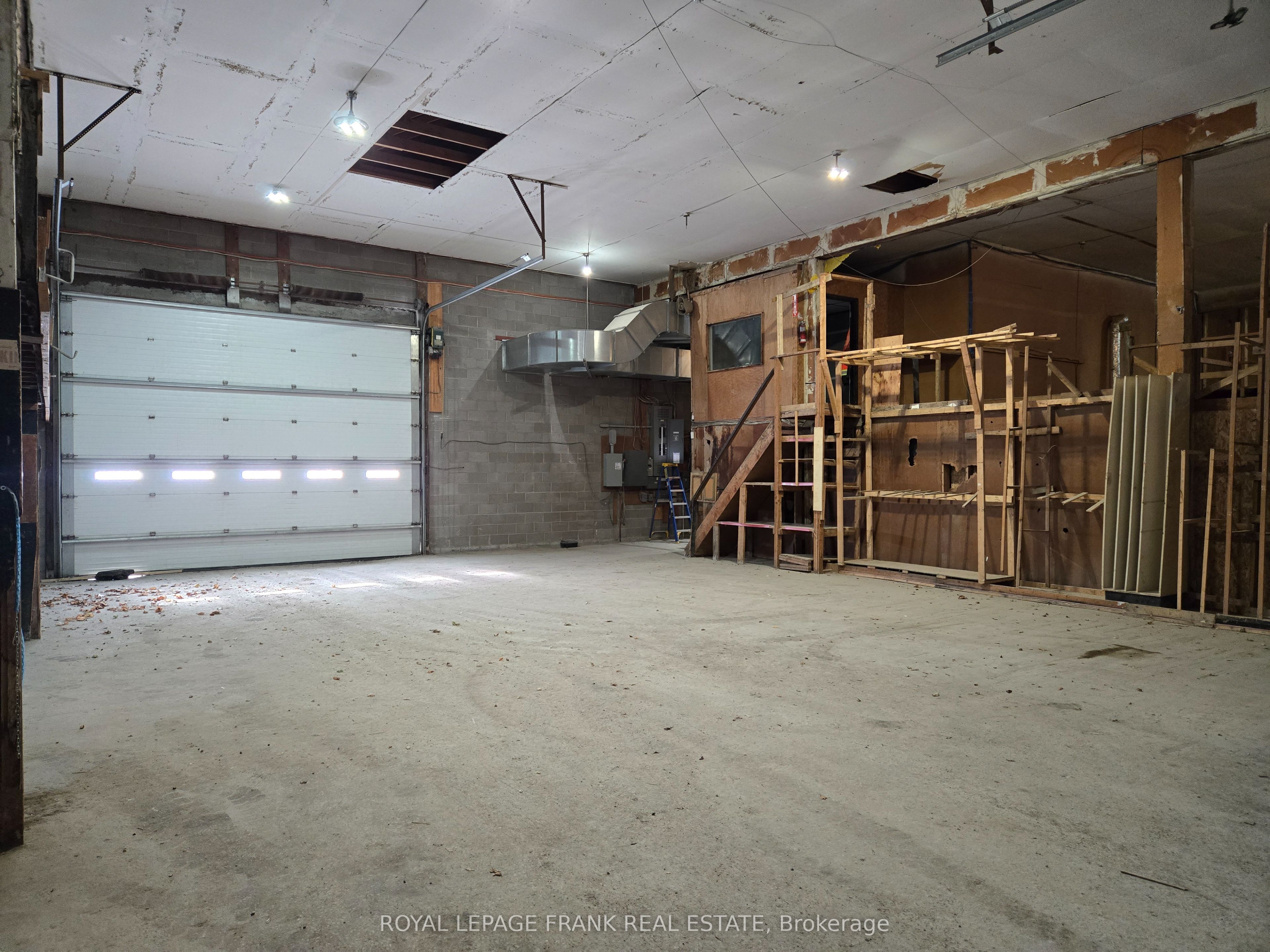 246 King Street Property Photo 12