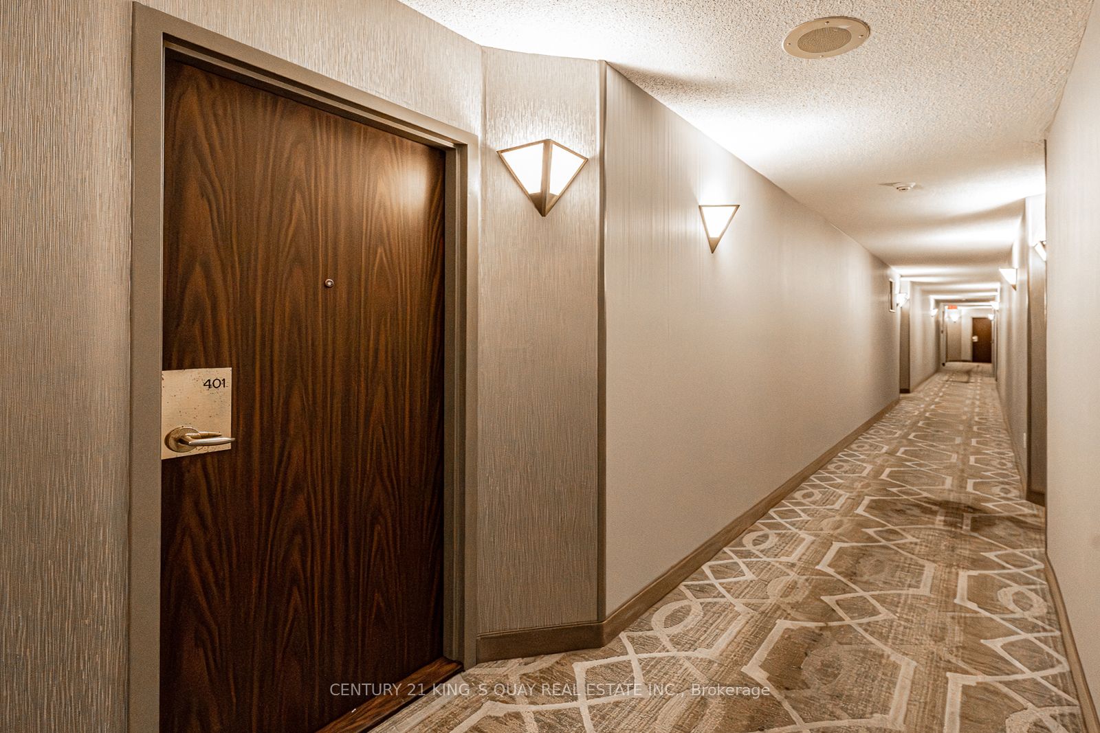 #401 - 350 Alton Towers Circle Property Photo 5