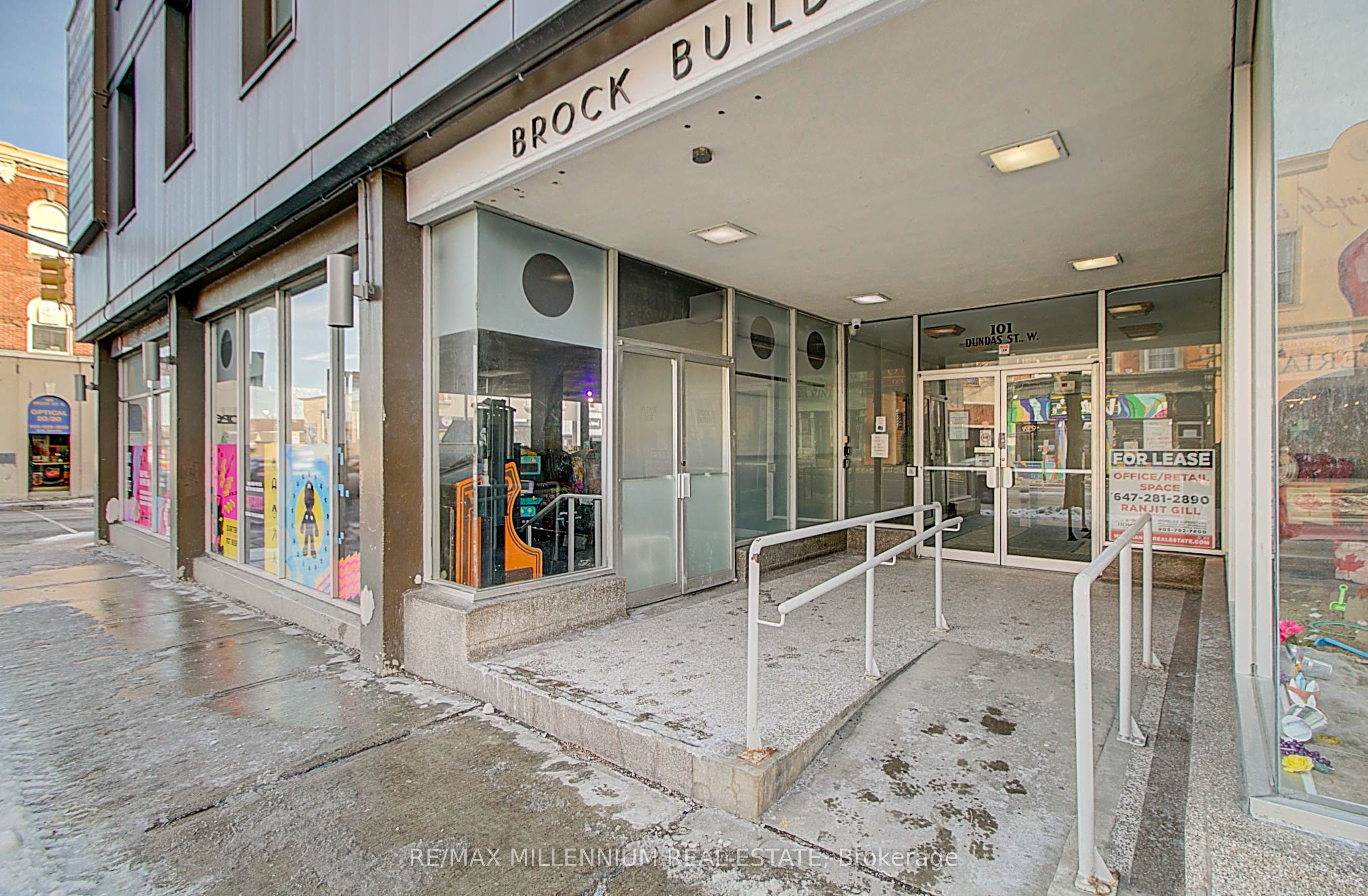 #205 - 101 Dundas Street Property Photo 1