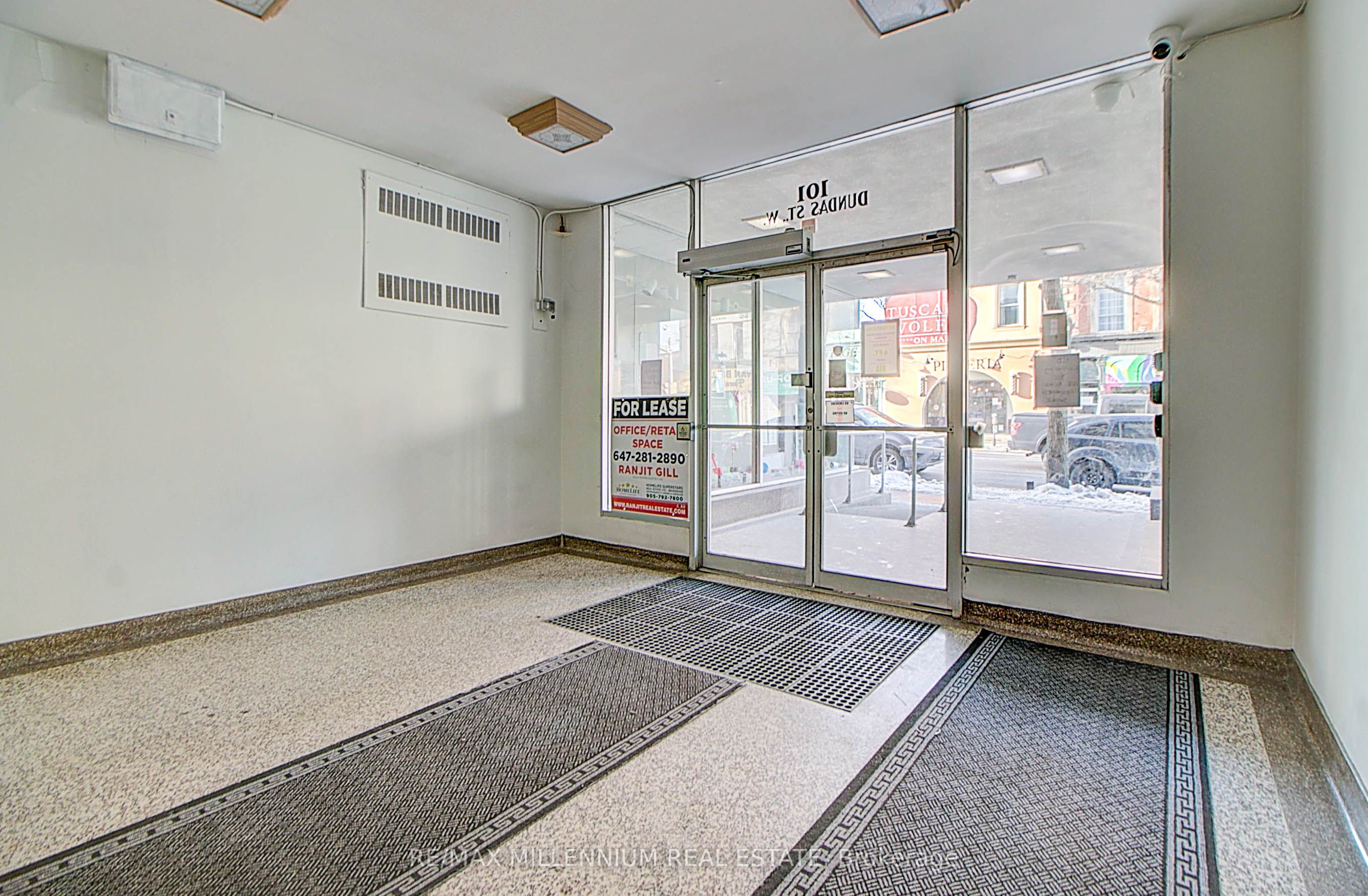 #205 - 101 Dundas Street Property Photo 3