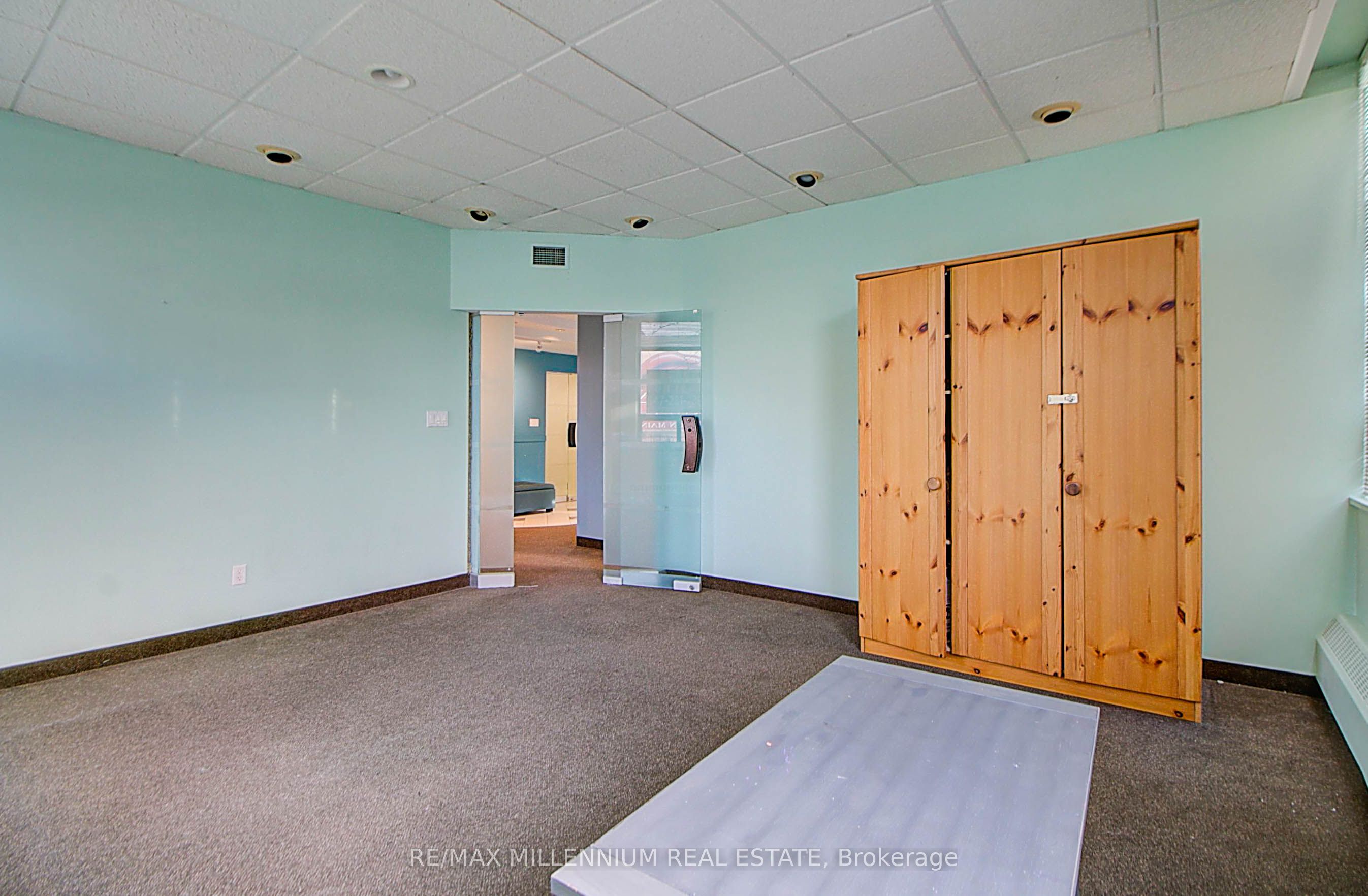 #205 - 101 Dundas Street Property Photo 16