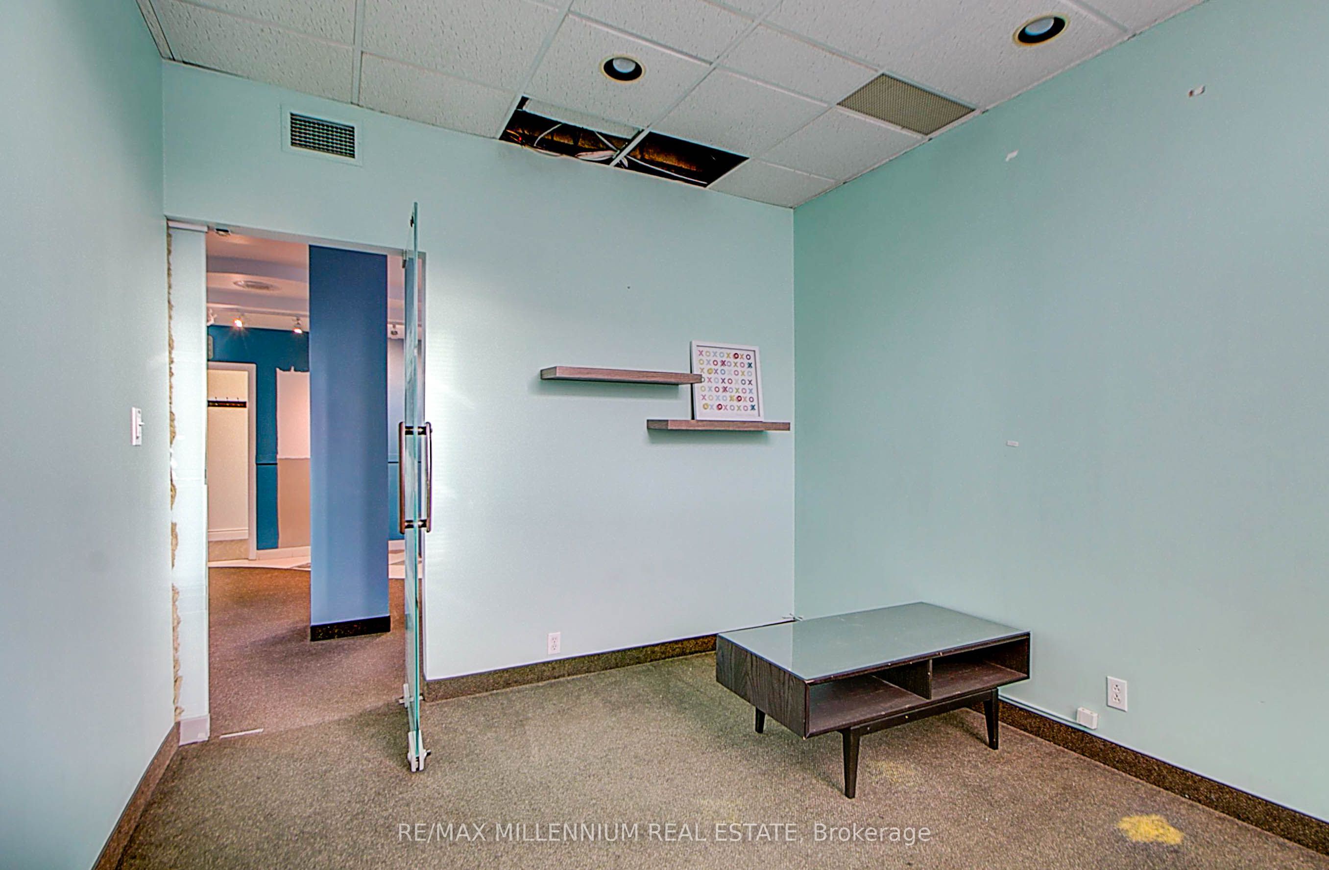 #205 - 101 Dundas Street Property Photo 17