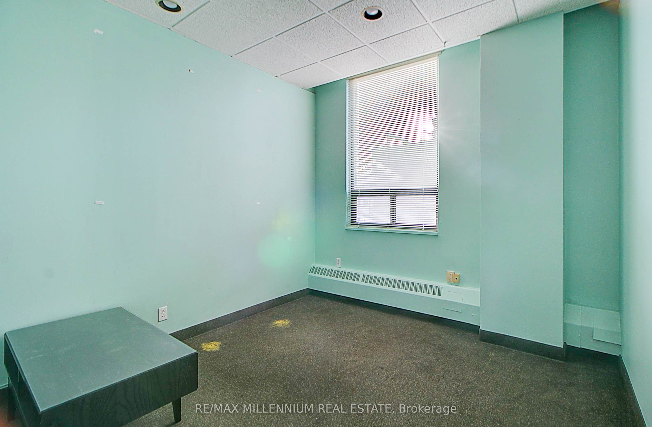 #205 - 101 Dundas Street Property Photo 18