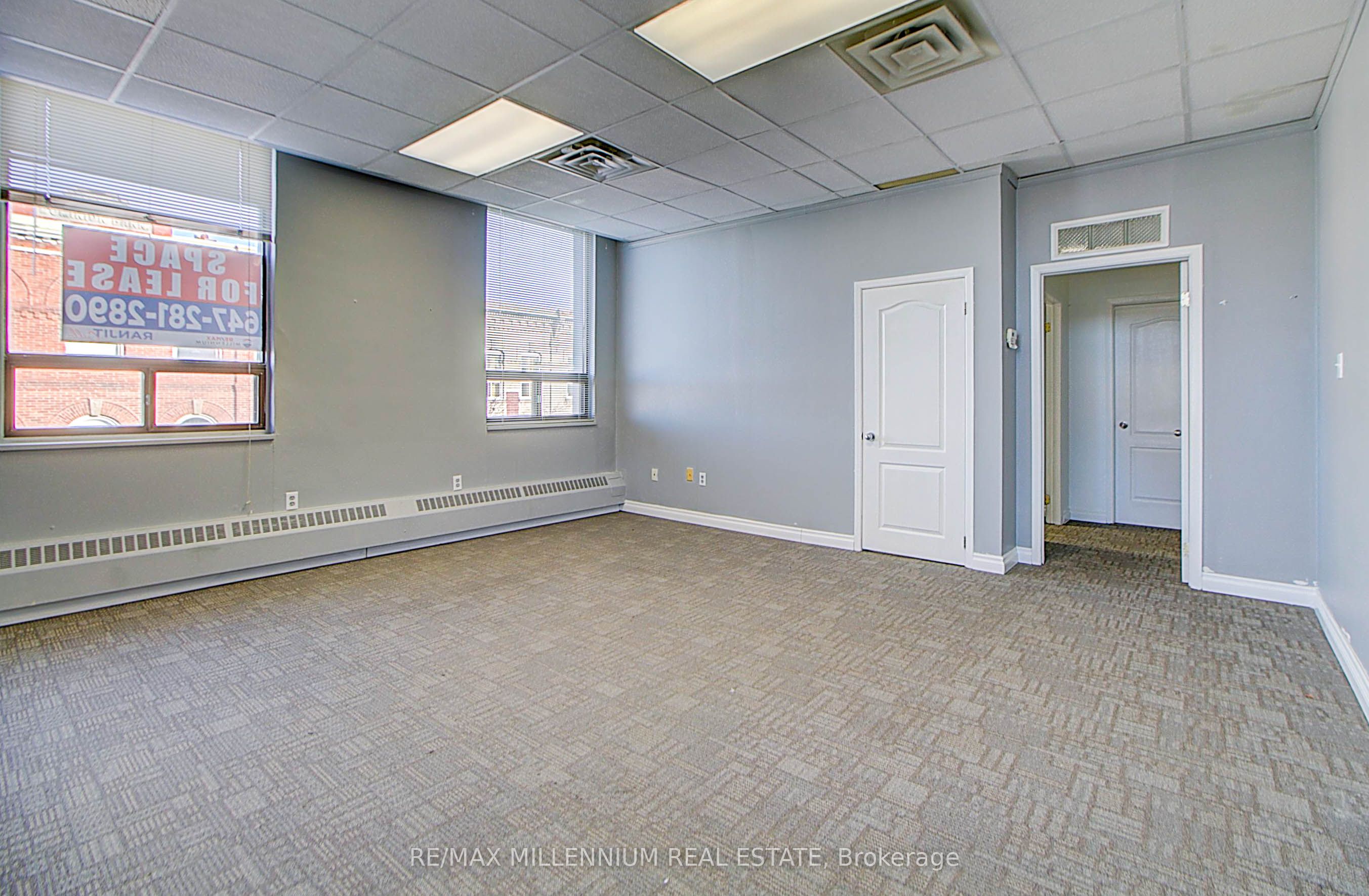 #304 - 101 Dundas Street Property Photo 10
