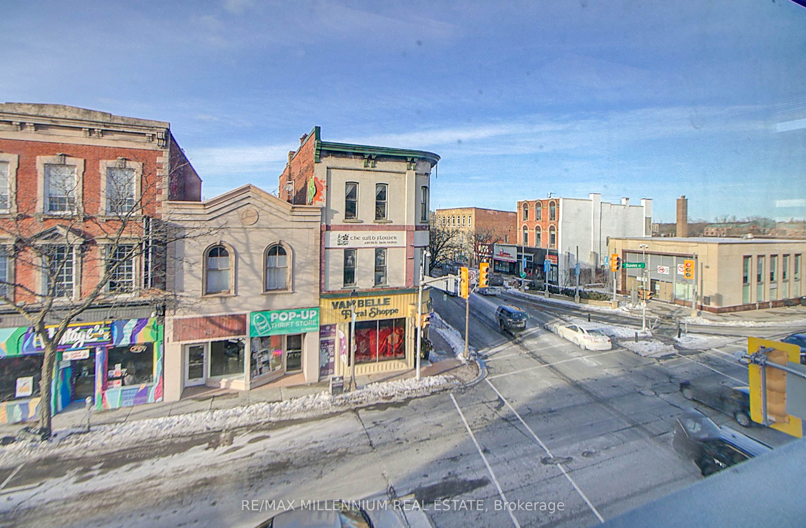 #304 - 101 Dundas Street Property Photo 12
