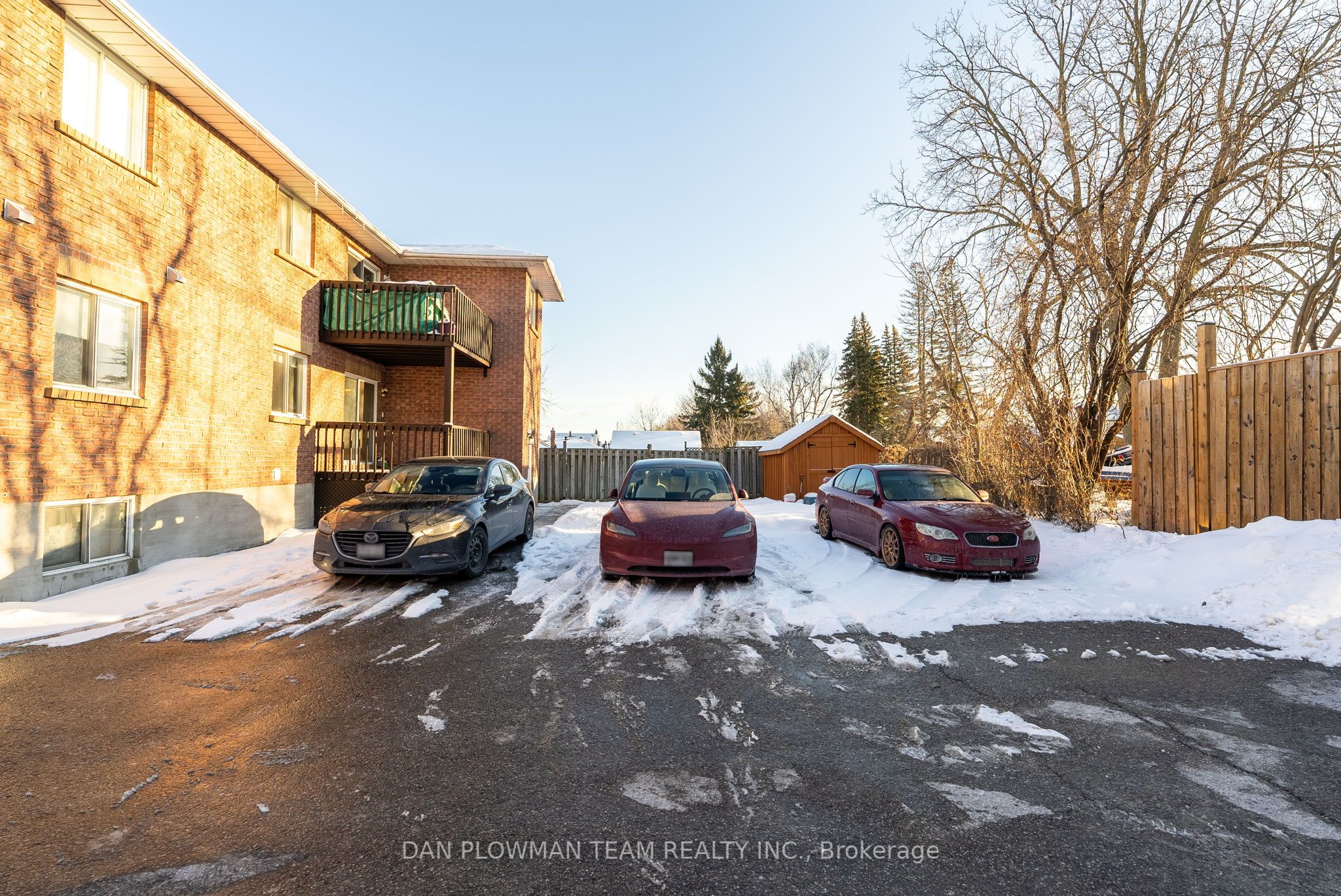 176/180 Nassau Street Property Photo 11