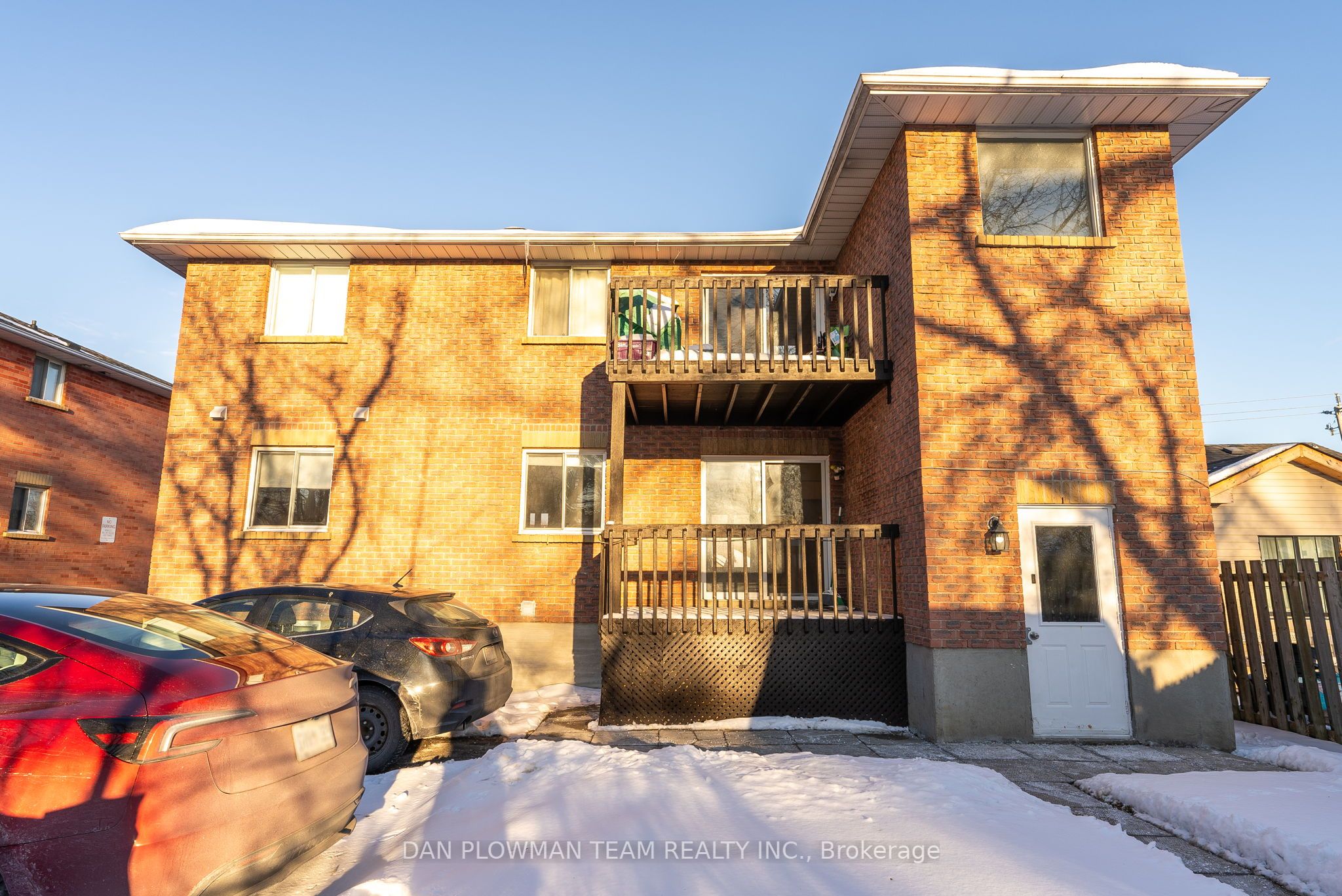 176/180 Nassau Street Property Photo 12