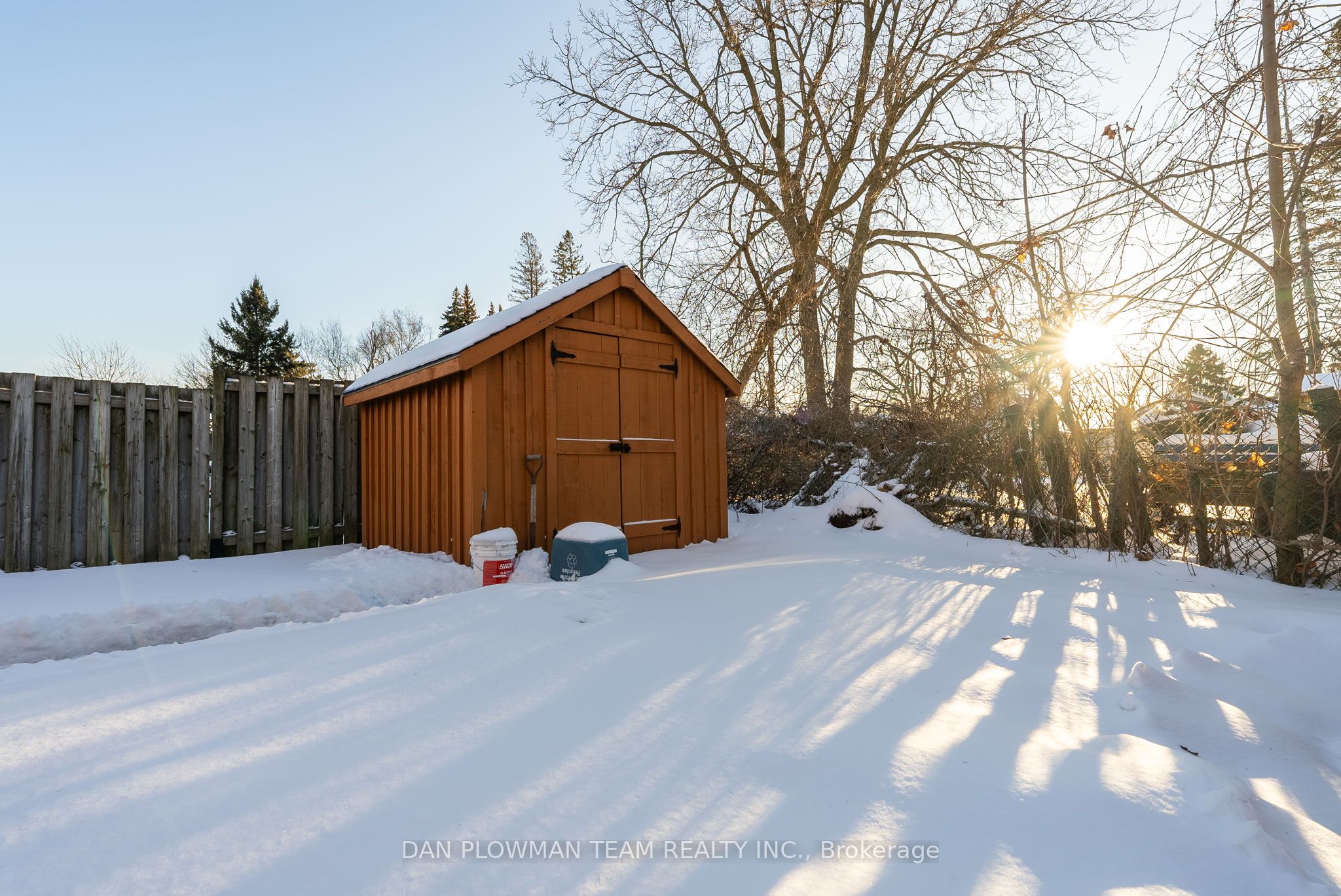 176/180 Nassau Street Property Photo 14