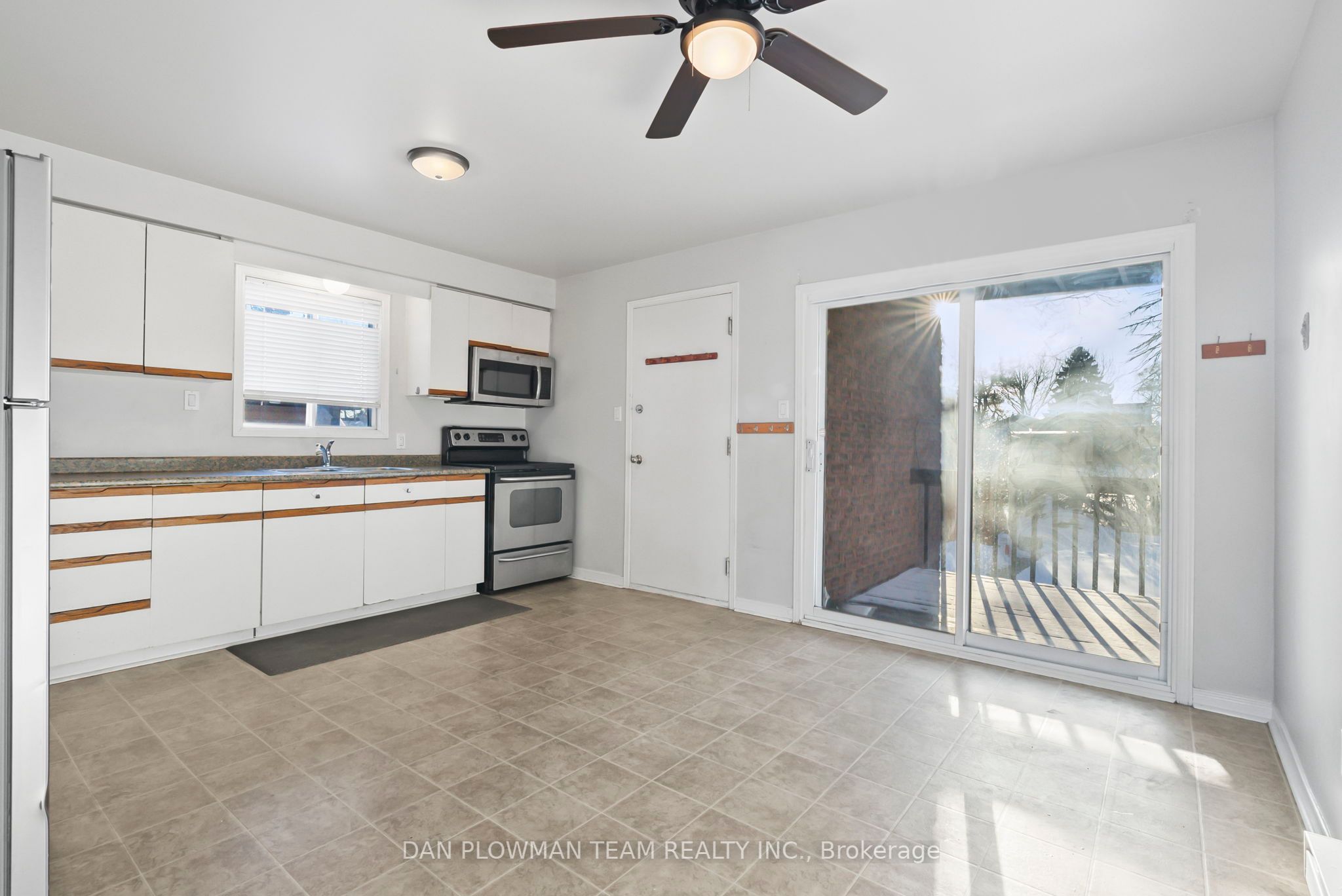 176/180 Nassau Street Property Photo 26
