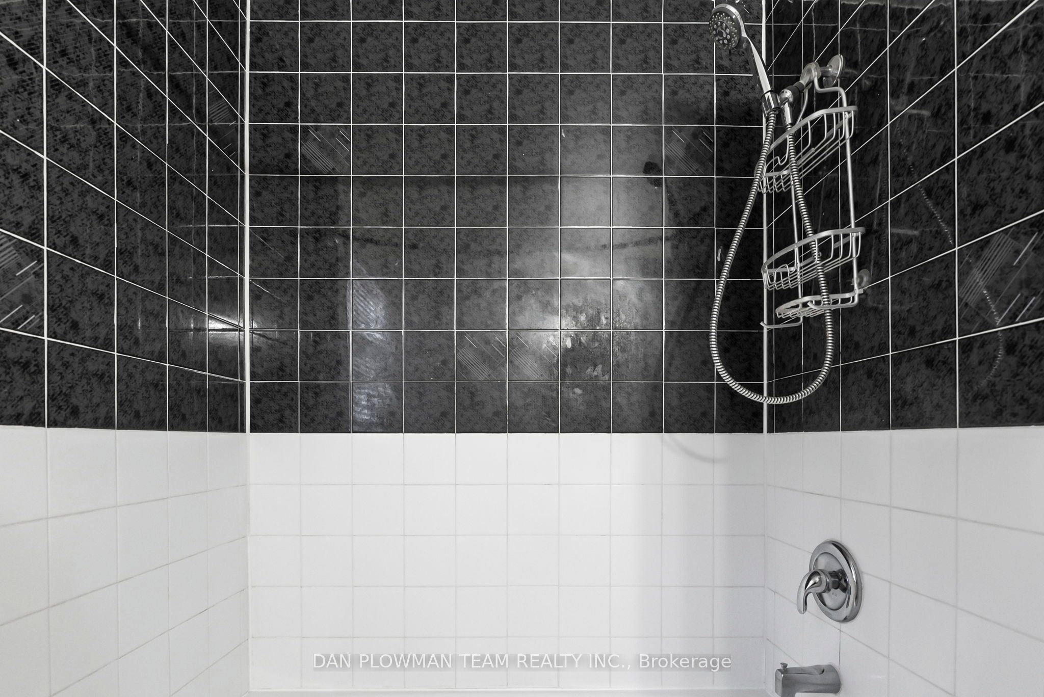 176/180 Nassau Street Property Photo 44