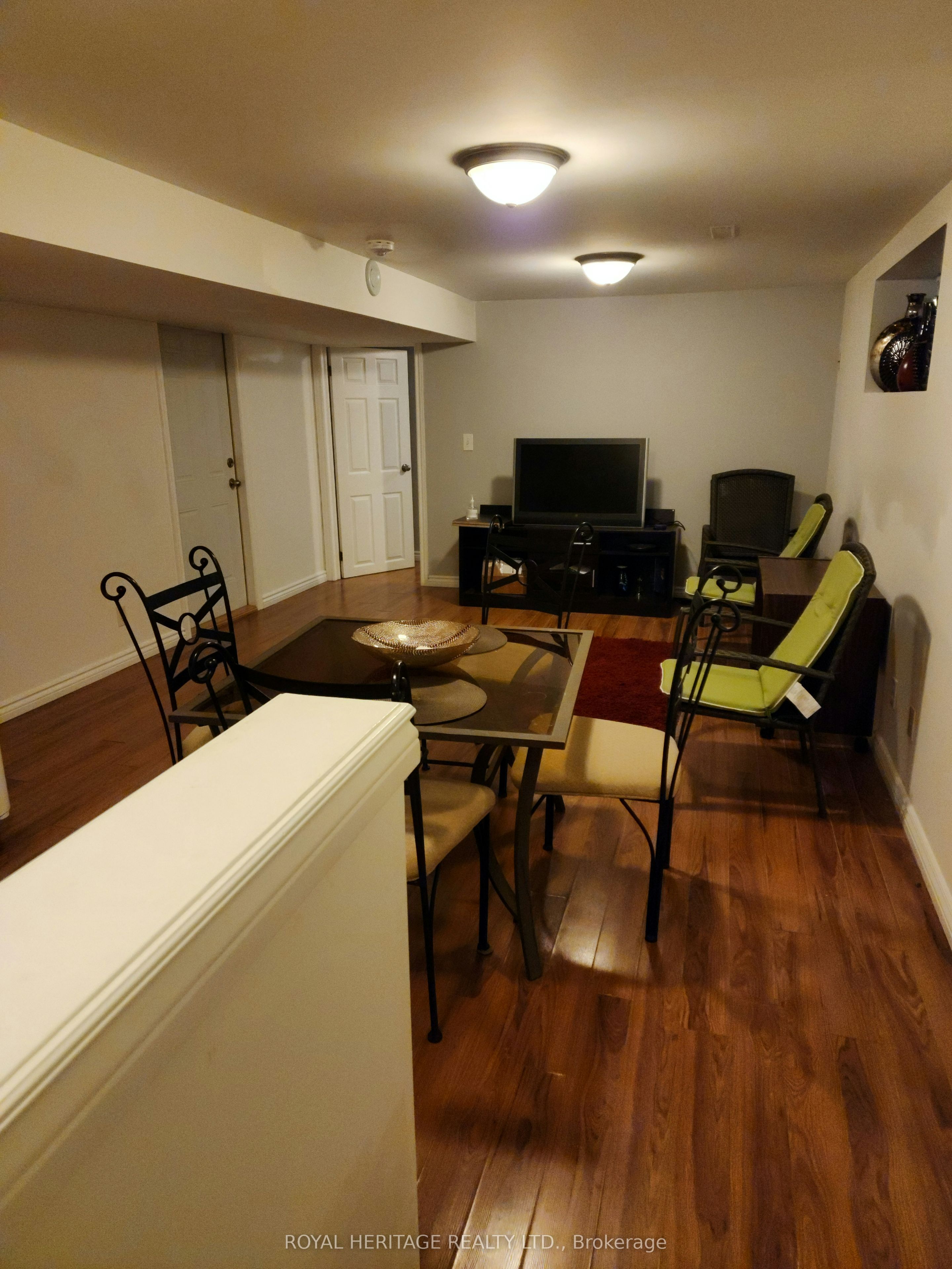 406 Dianne Drive Property Photo 3
