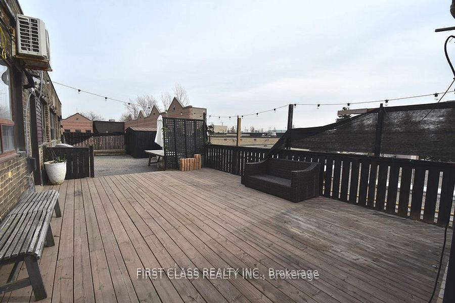 #201 - 3 Carlaw Avenue Property Photo 15