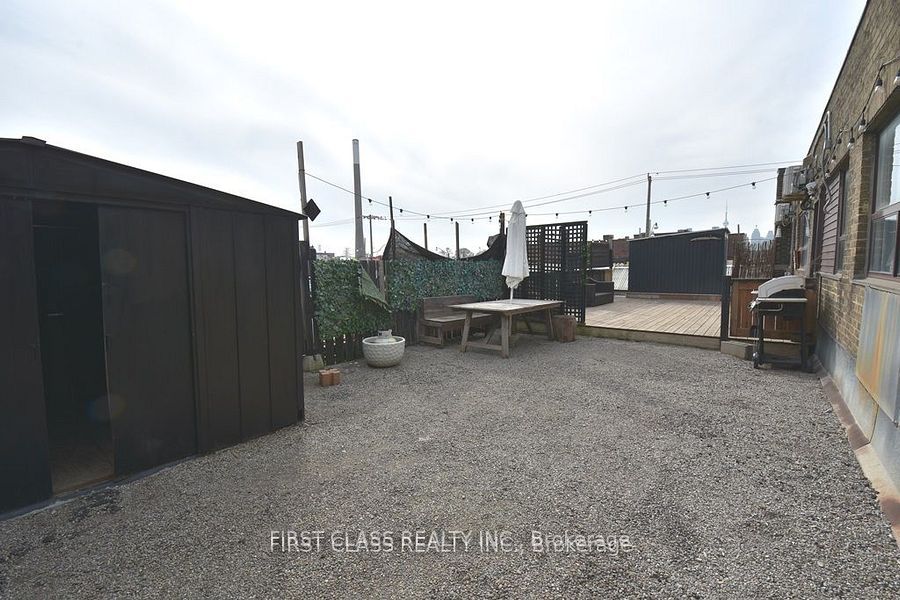 #201 - 3 Carlaw Avenue Property Photo 18
