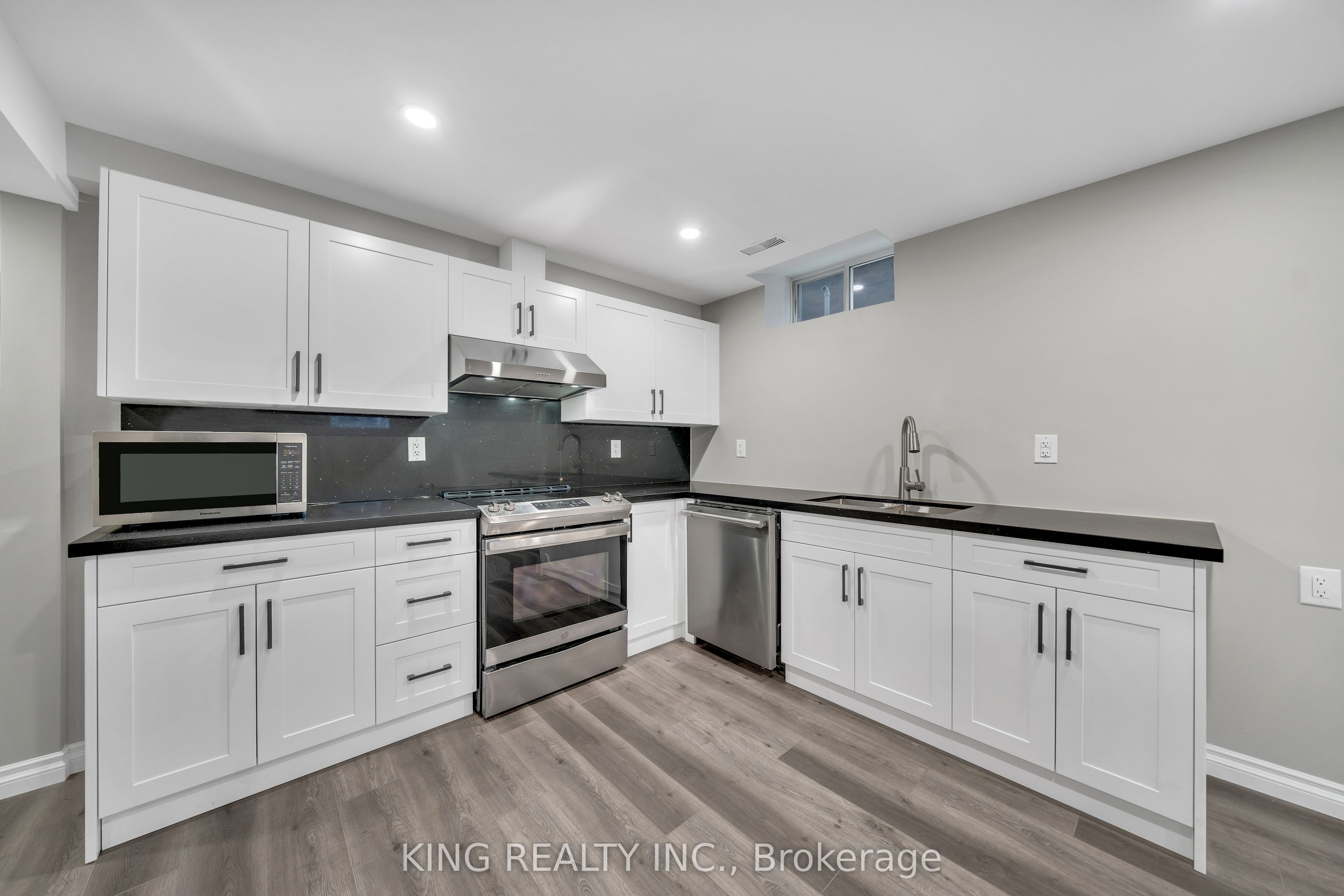 #basement Apartment - 152 Kenneth Cole Drive Property Photo 12