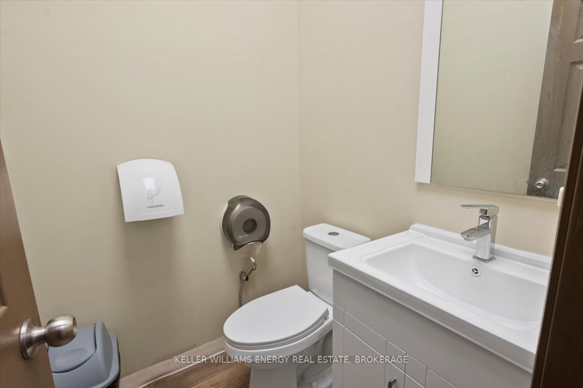 17 King Street Property Photo 26