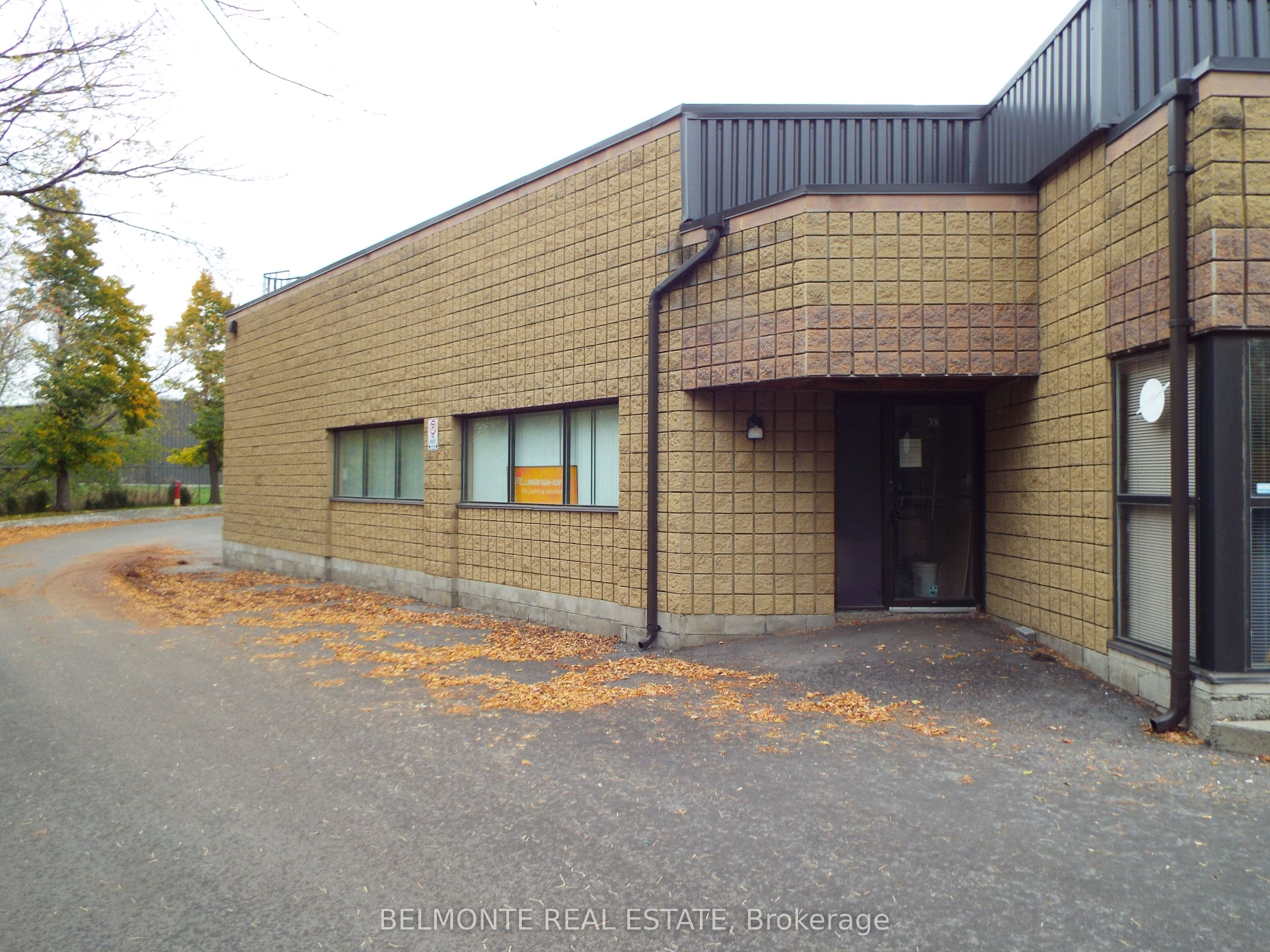 #38 - 1621 Mcewen Drive Property Photo 1