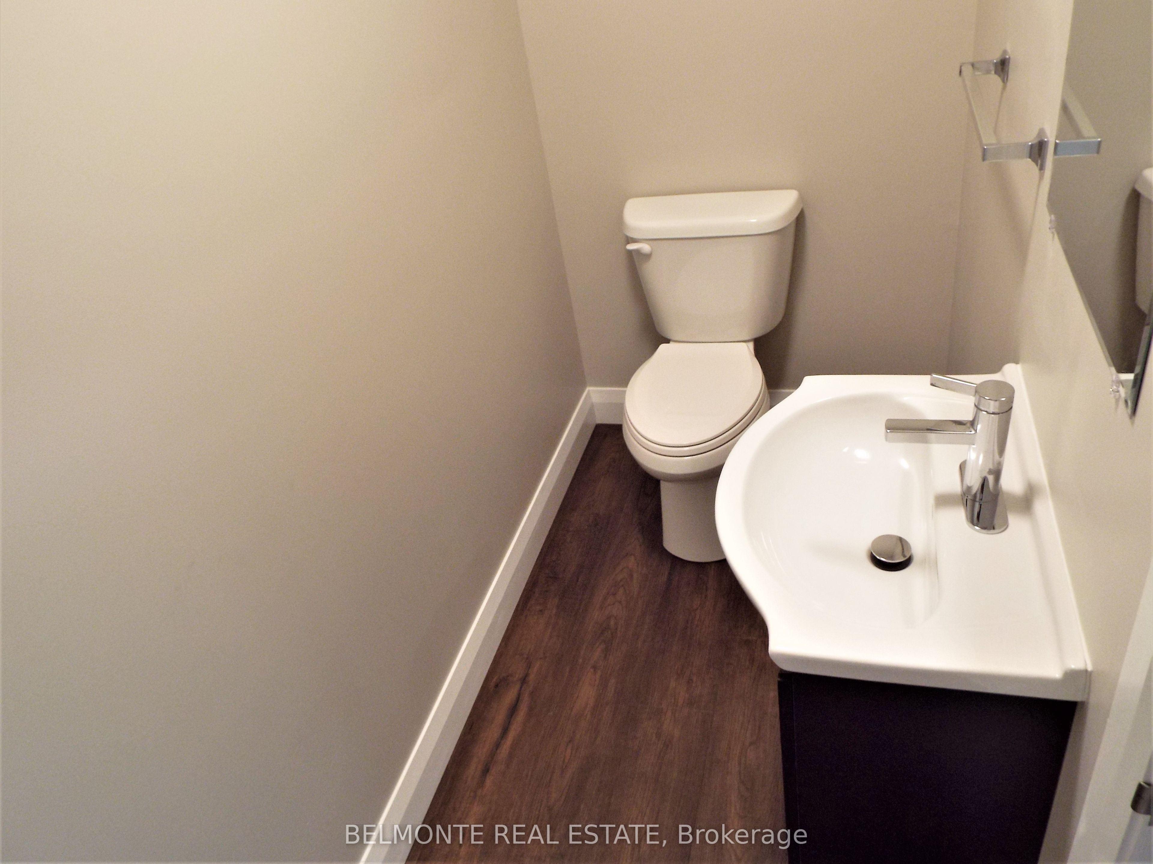 #38 - 1621 Mcewen Drive Property Photo 8