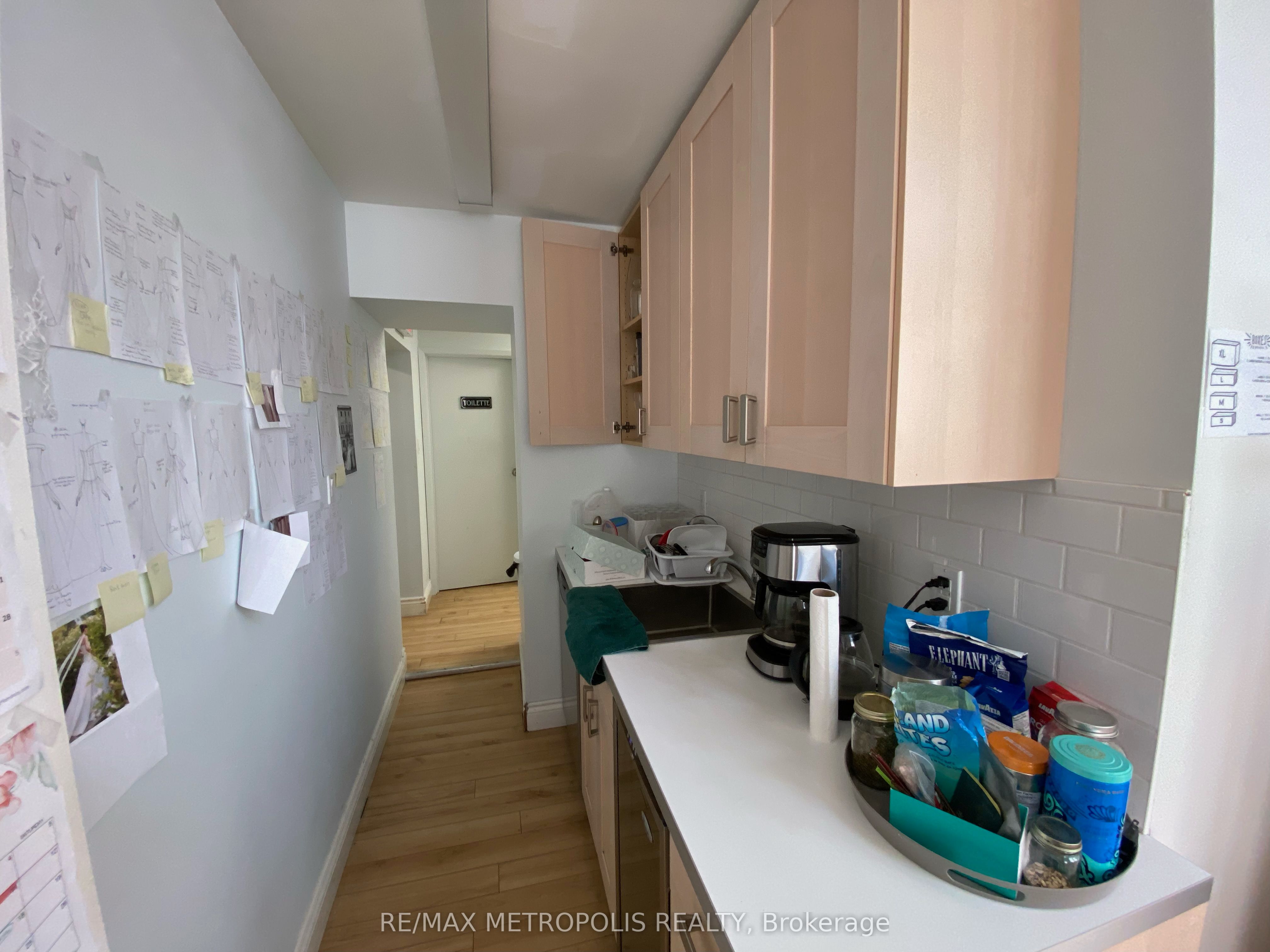 238 Broadview Avenue Property Photo 2