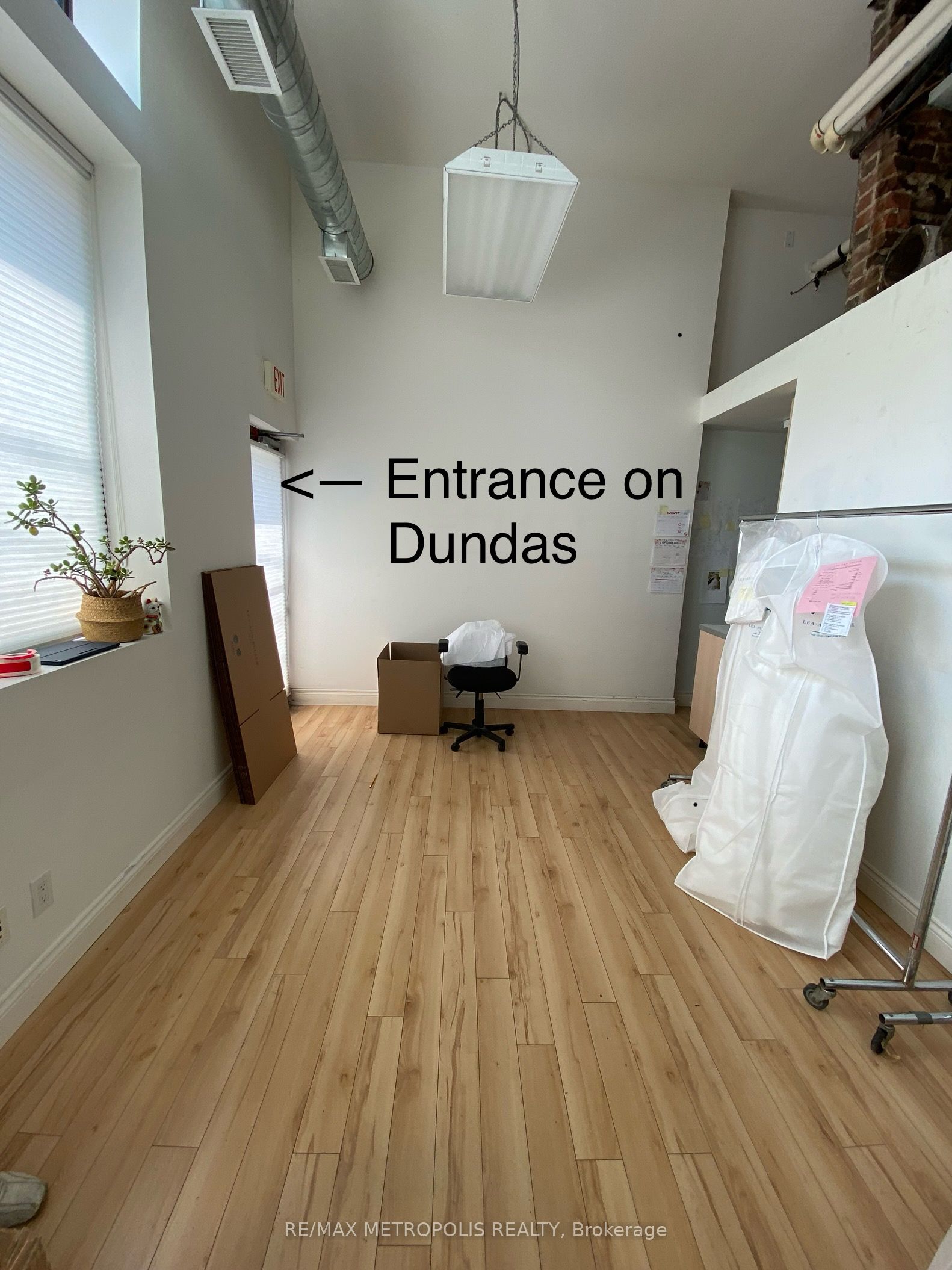 238 Broadview Avenue Property Photo 4