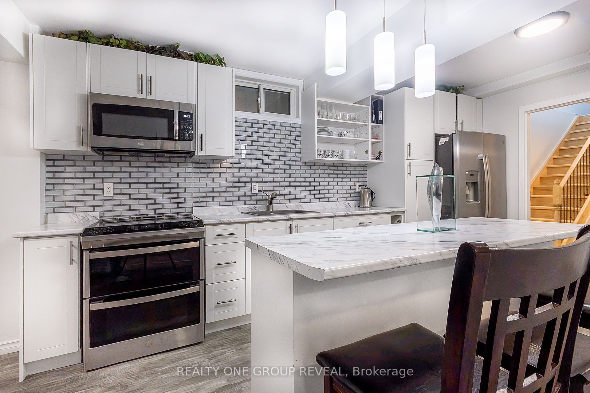 524 Simcoe Street Property Photo 10