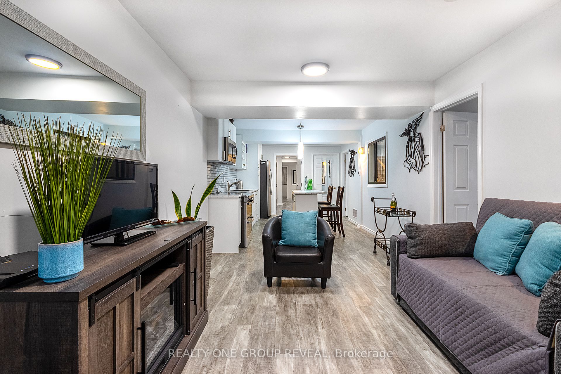 524 Simcoe Street Property Photo 12