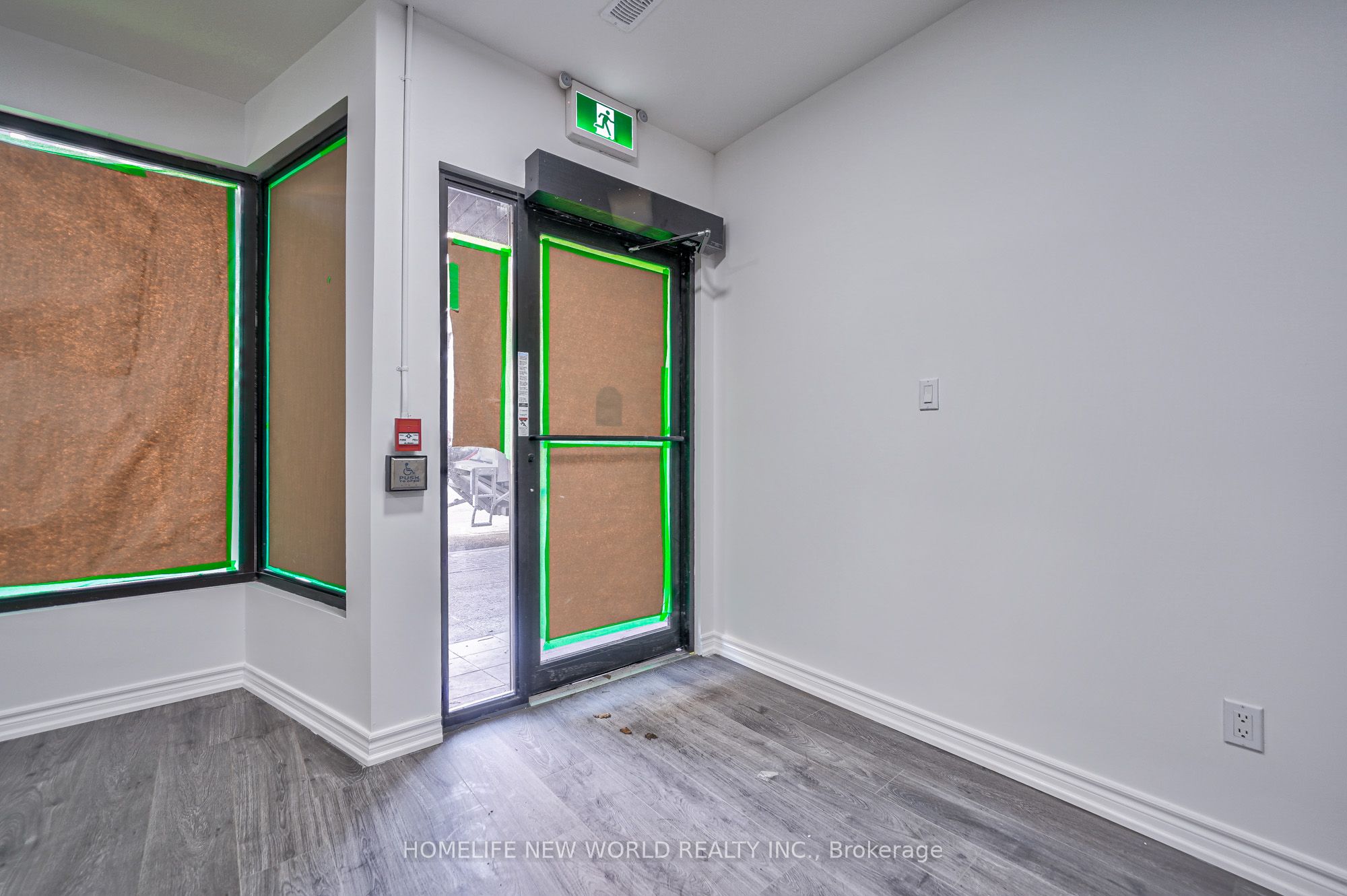 5 King Street Property Photo 8