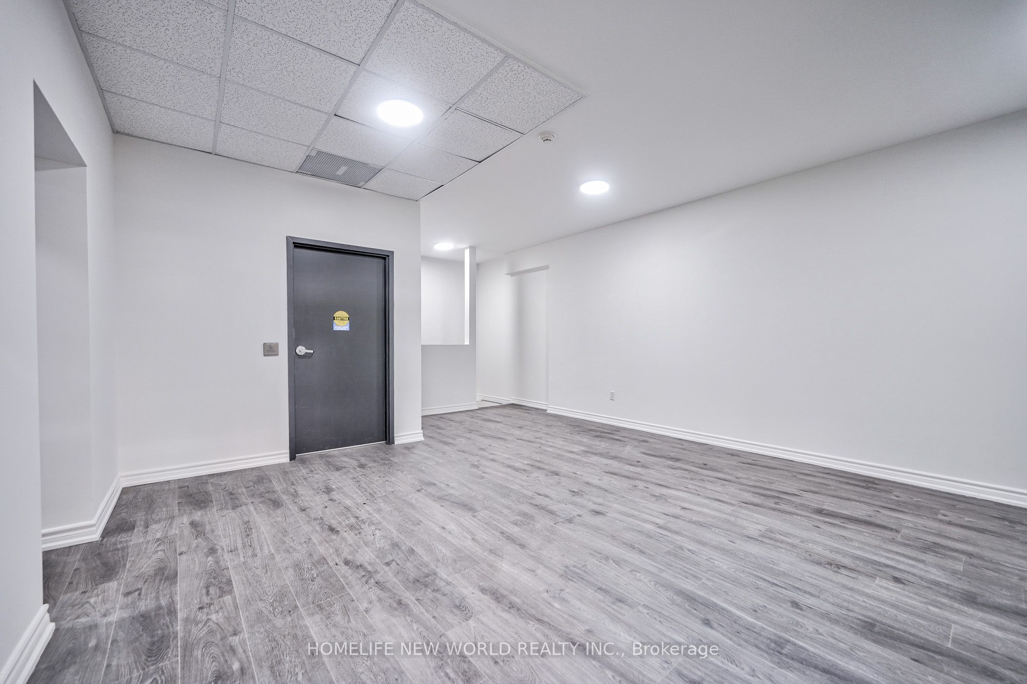 5 King Street Property Photo 9