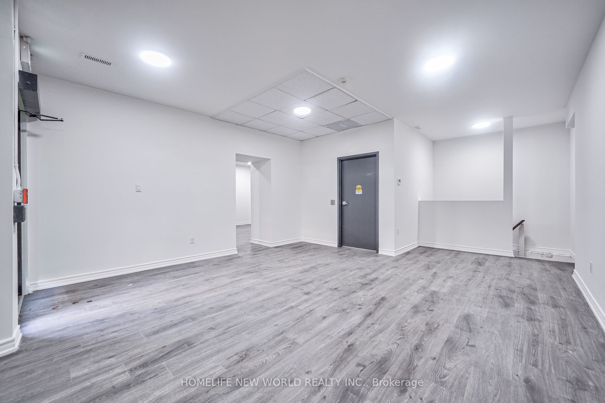 5 King Street Property Photo 10