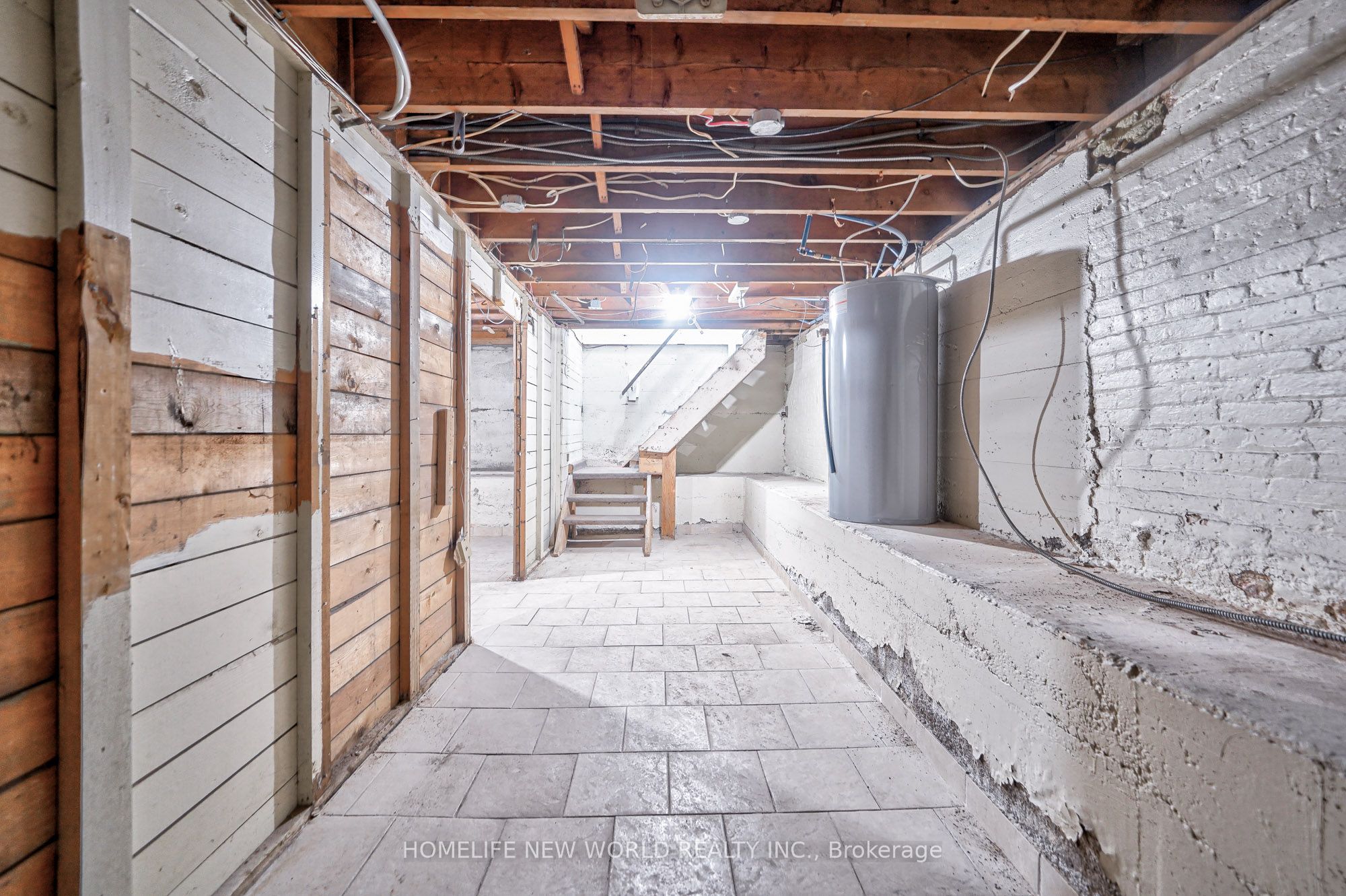 5 King Street Property Photo 21