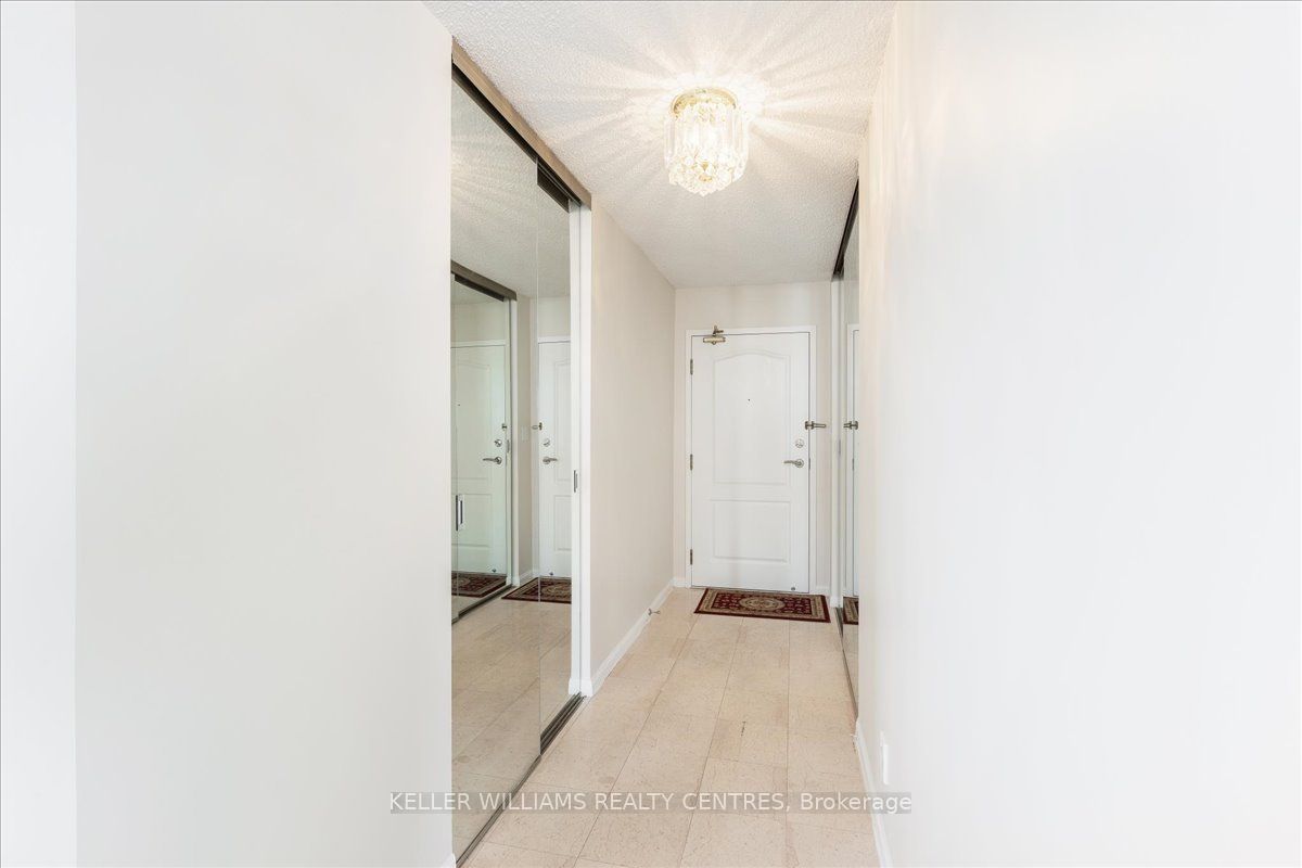 #612 - 712 Rossland Road Property Photo 6