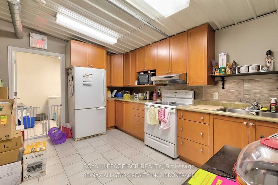 102 River Street Property Photo 9