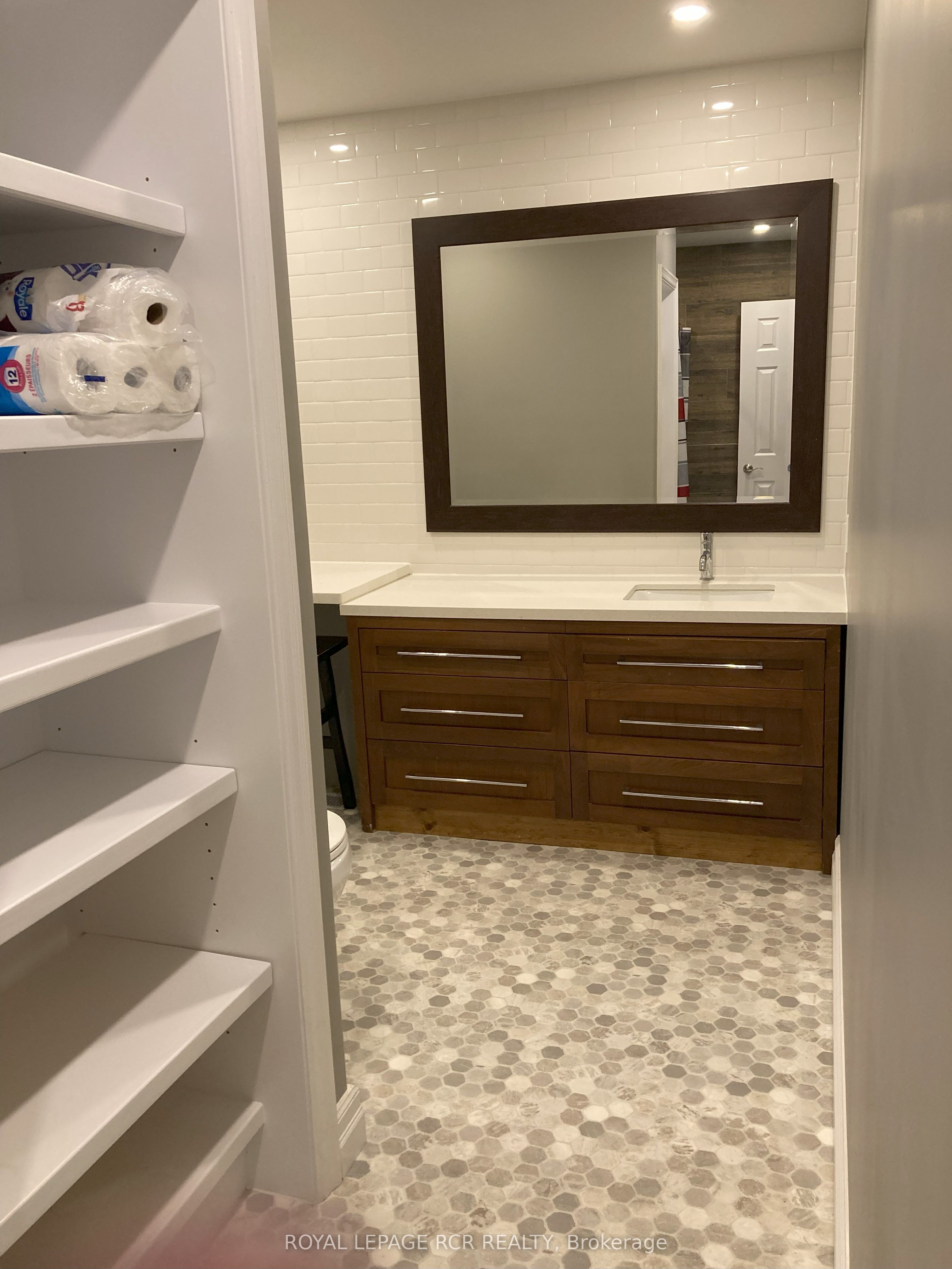 102 River Street Property Photo 12