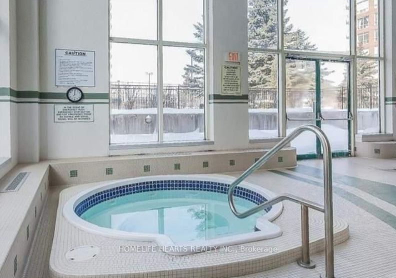 #1113 - 430 Mclevin Avenue Property Photo 6